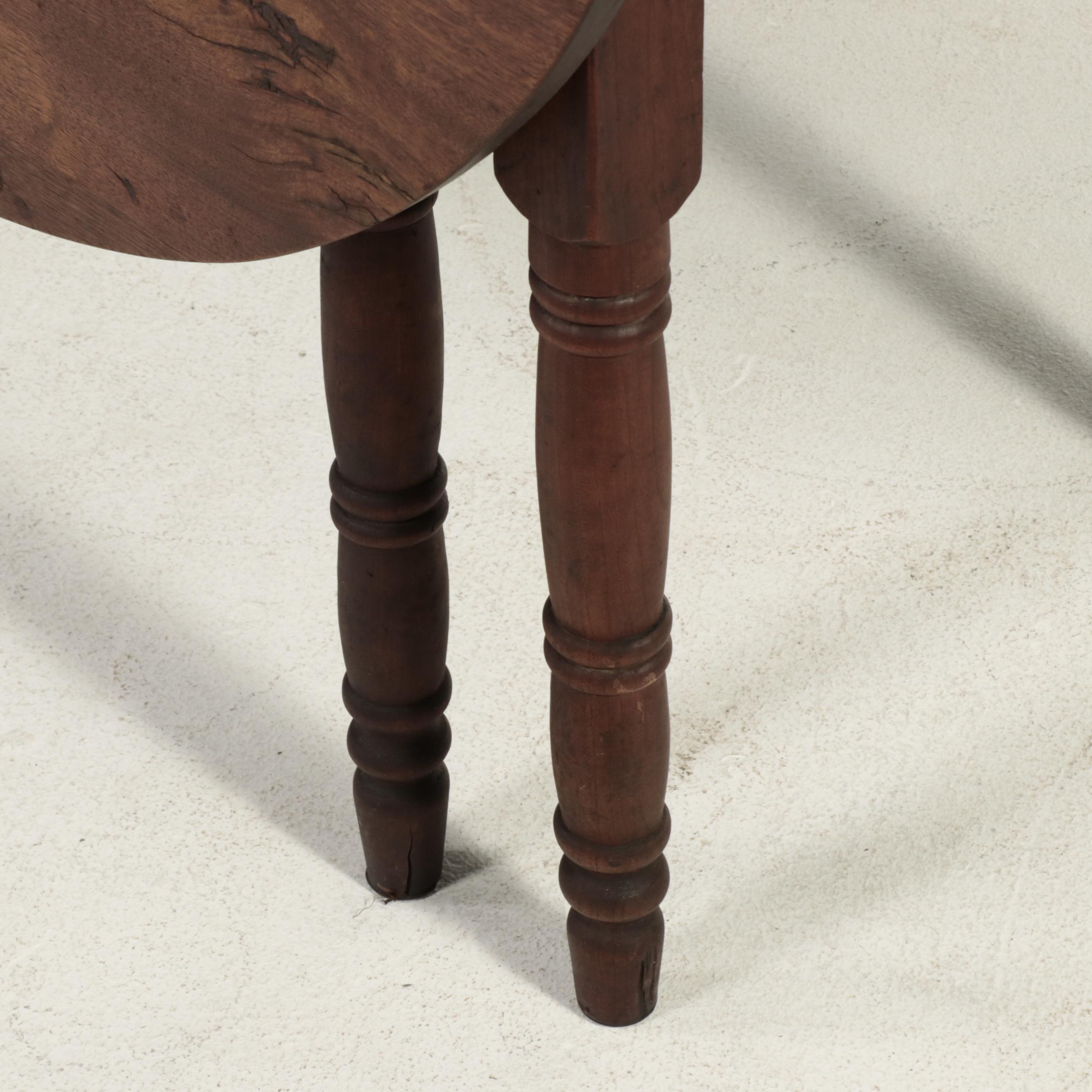 American Primitive Walnut and Cherrywood Drop-Leaf Dining Table, 19th Century