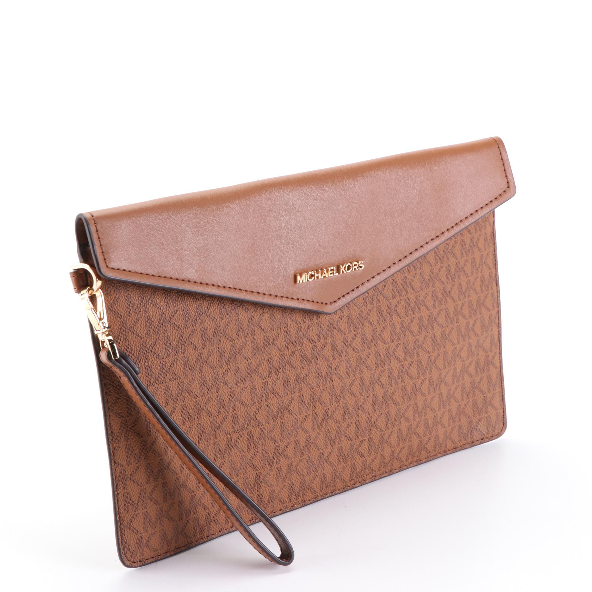 Michael Kors Maisie 3-in-1 Large Tote and Bedford Belted Bag in Grained Leather