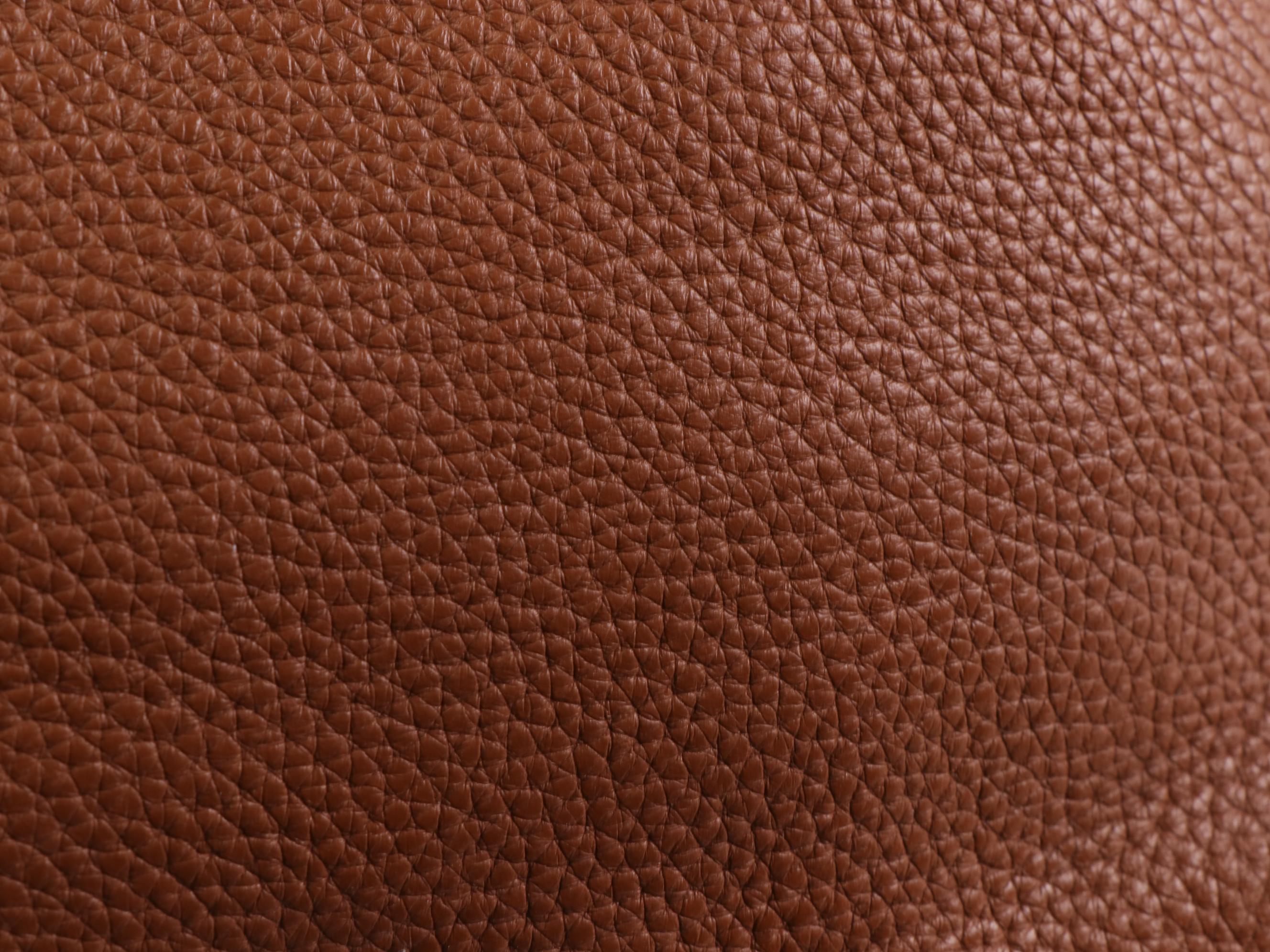 Michael Kors Maisie 3-in-1 Large Tote and Bedford Belted Bag in Grained Leather