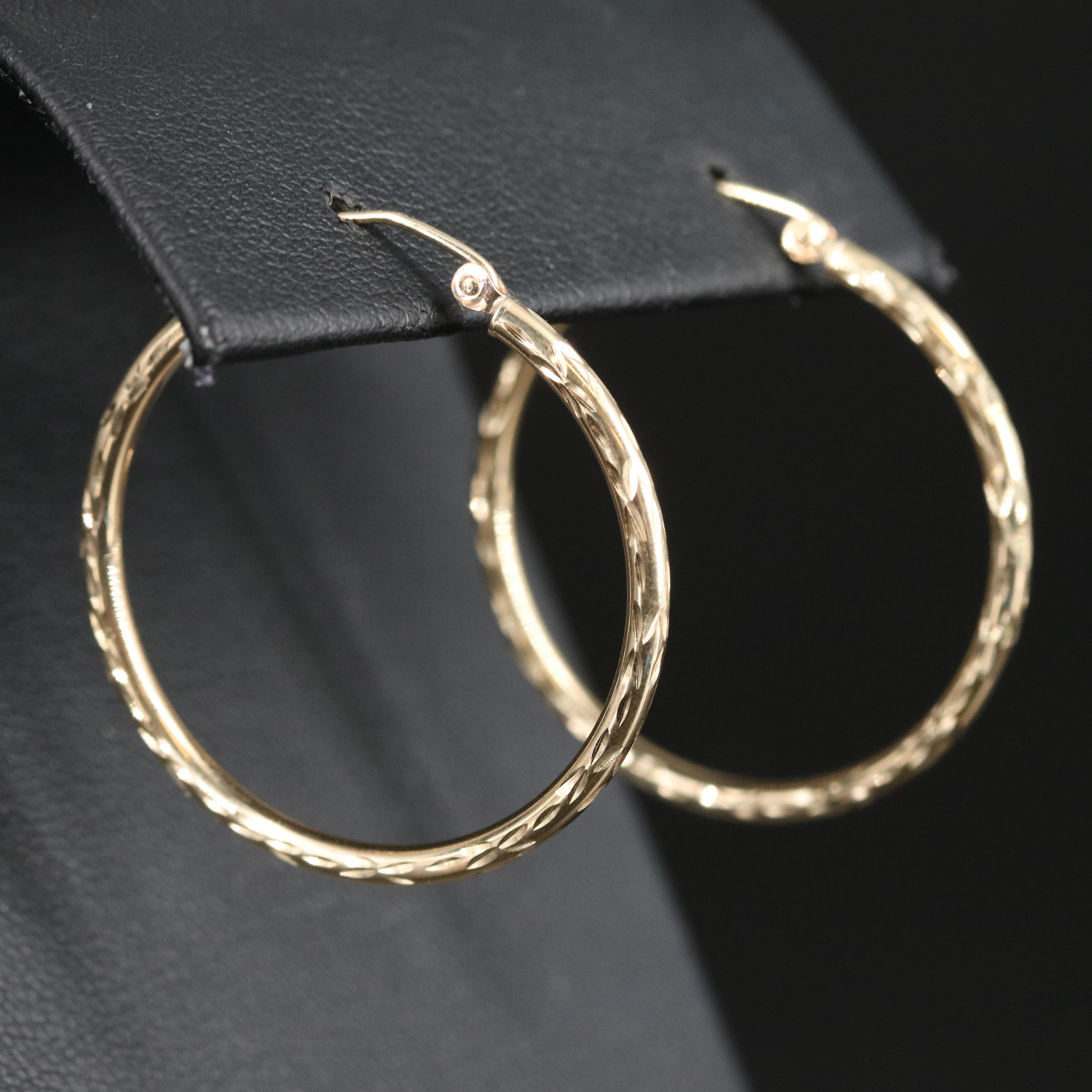 10K Diamond Cut Hoop Earrings