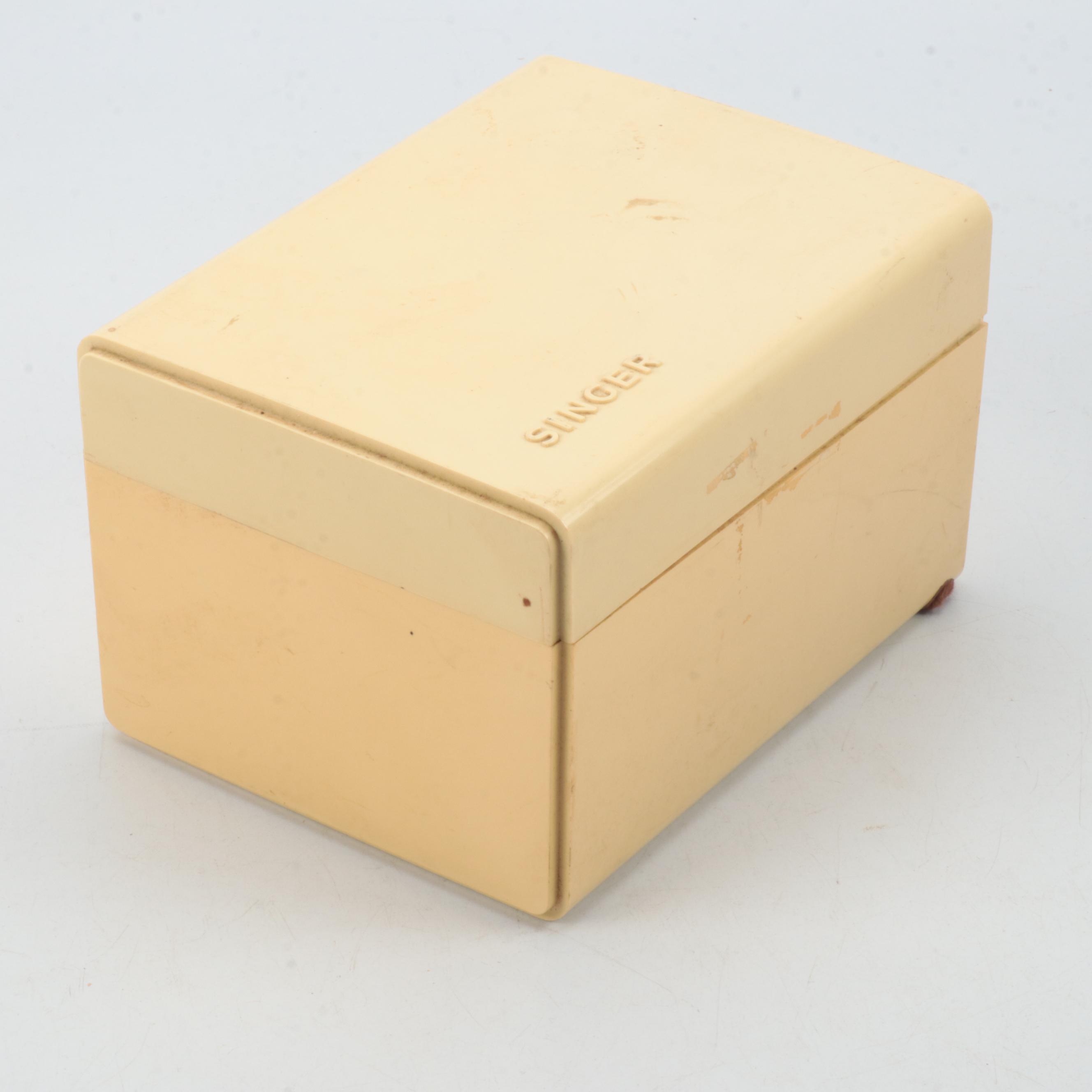 Singer Ultralock Serger, Model 14U554, with Accessories