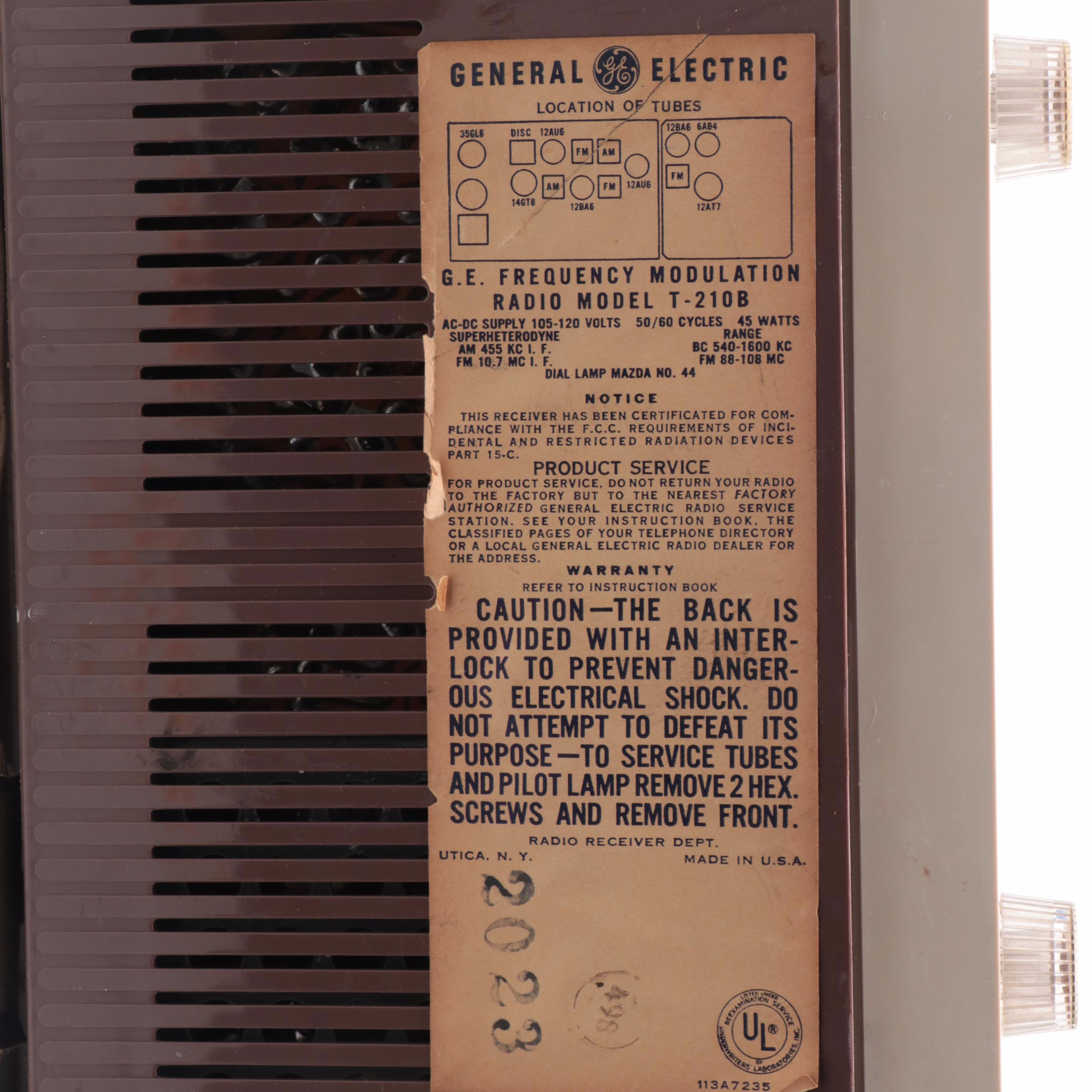 General Electric Musaphonic Dual Speaker Am/Fm Radio