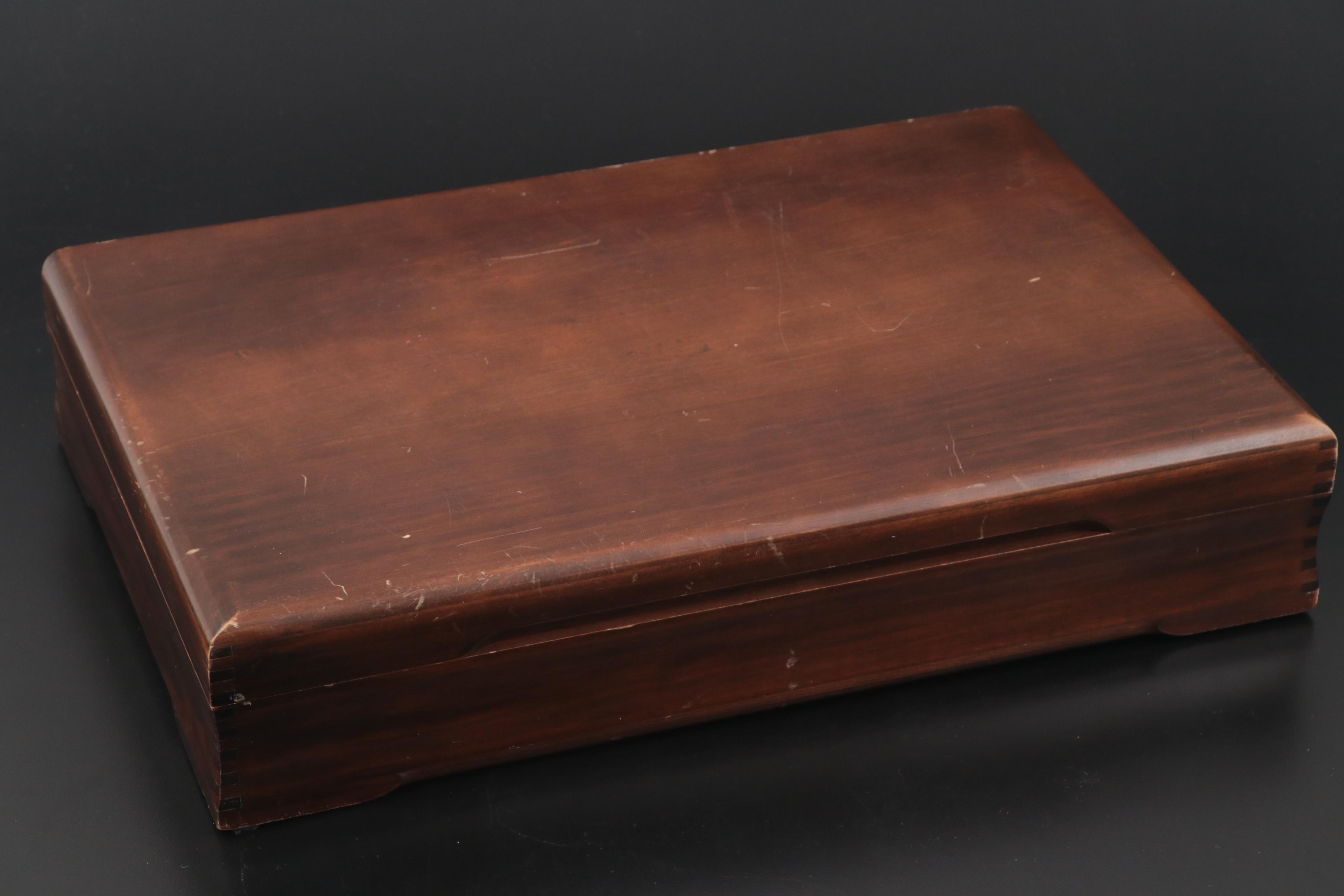 Prestige Plate "Bordeaux" Flatware in Storage Chest, Mid-20th Century