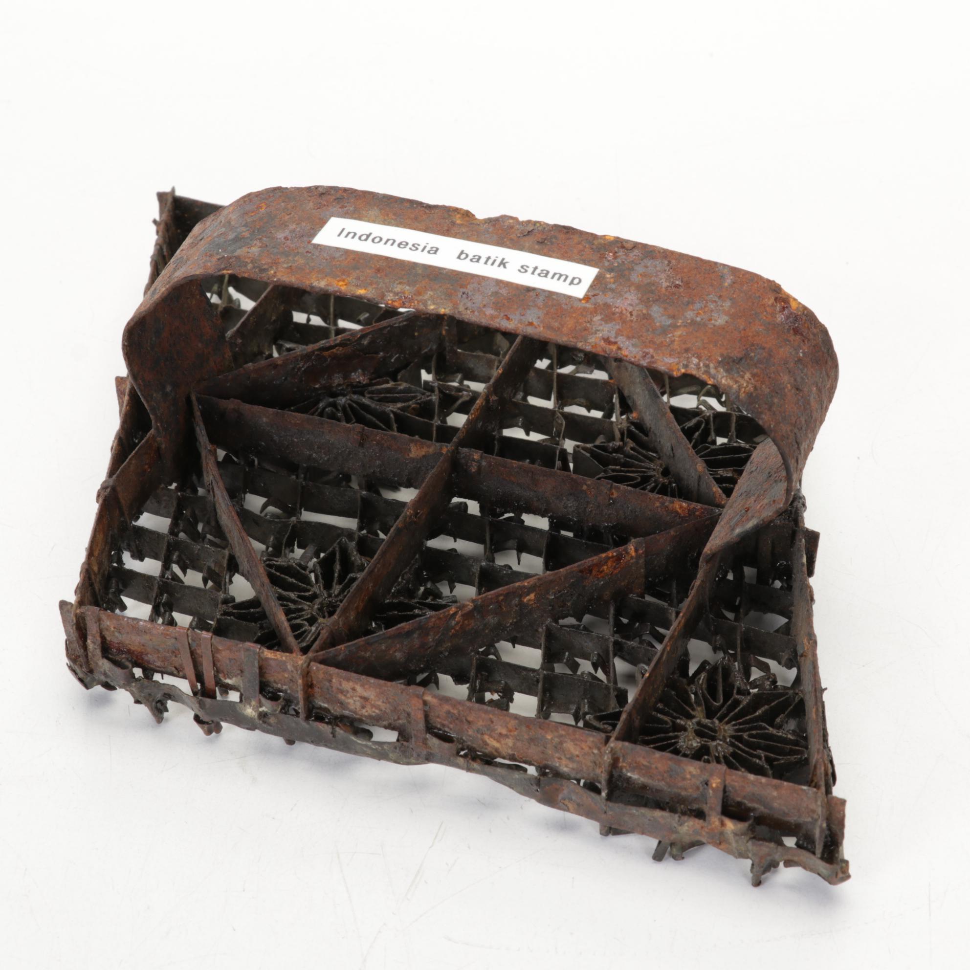 Chinese Fruit-Shaped Water Droppers, Batik Stamp, Brushes and Nature Pottery