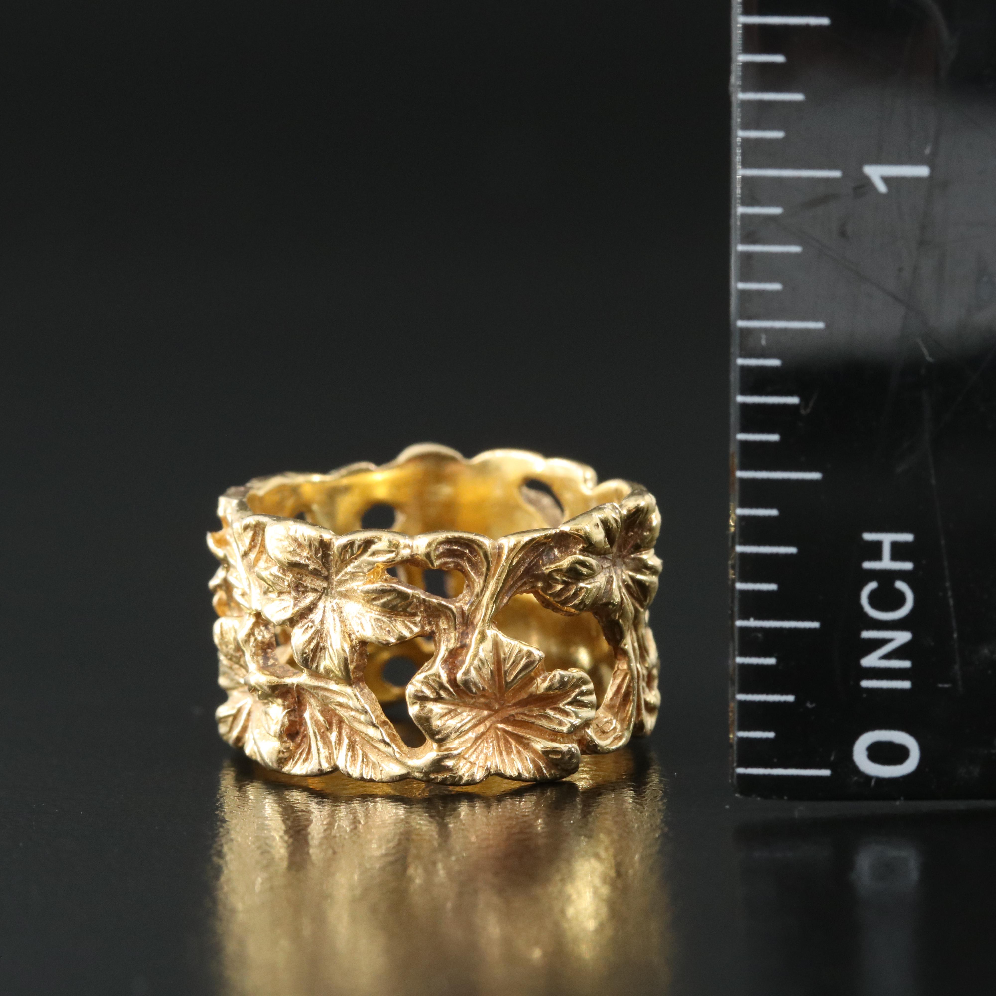 14K Gold Floral Band Ring