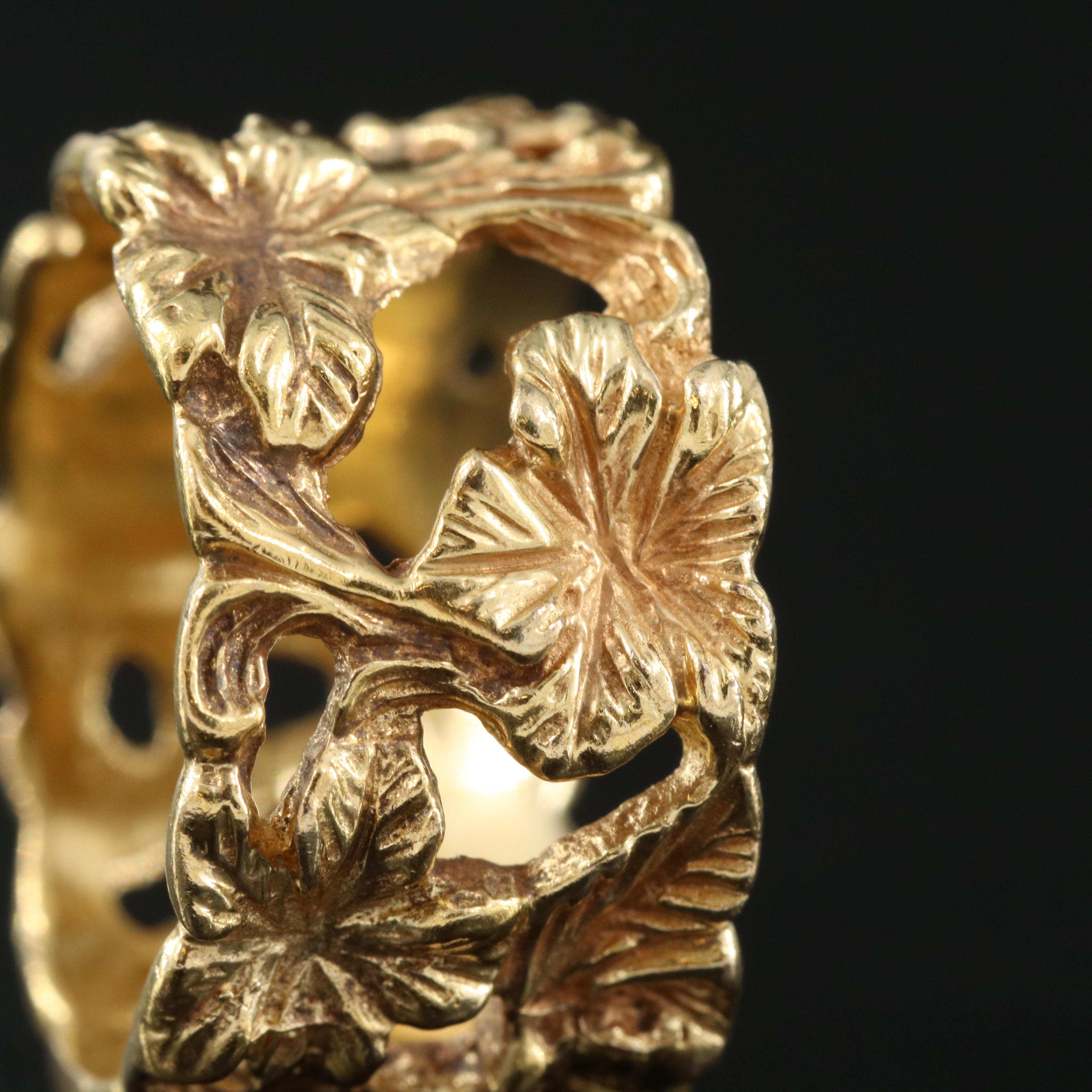 14K Gold Floral Band Ring