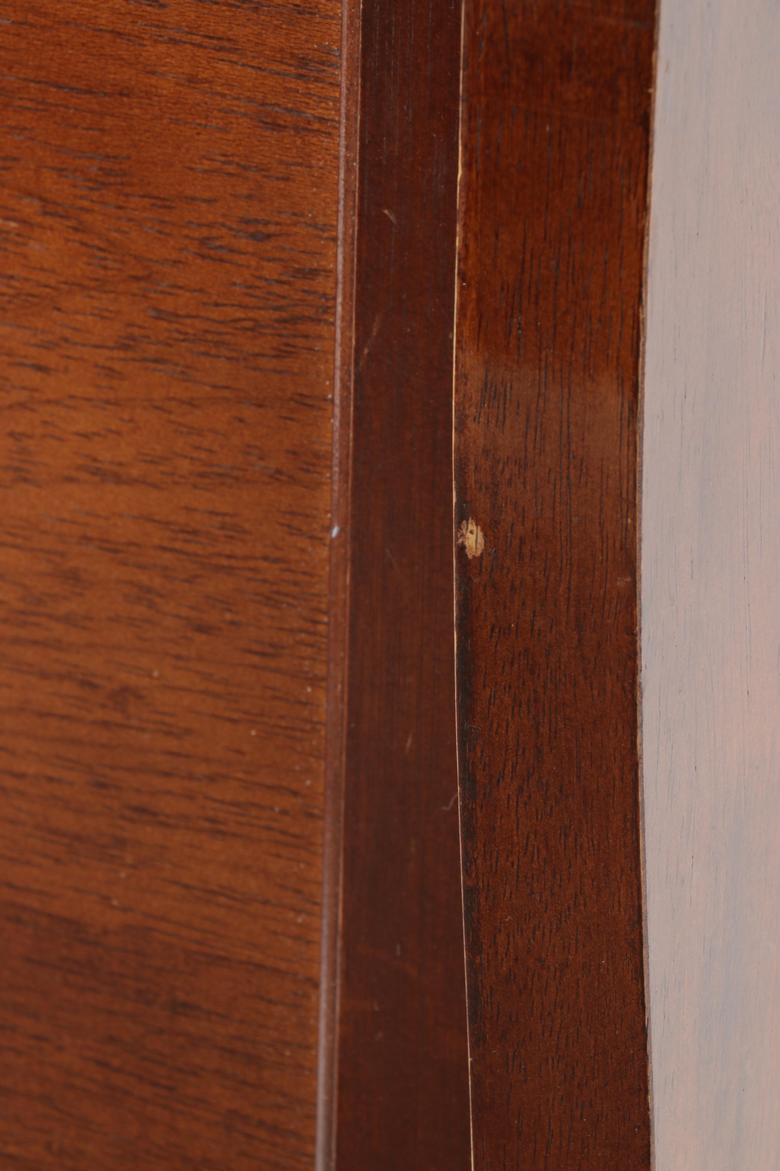 Contemporary Cherry Finish Queen Size Sleigh Bed