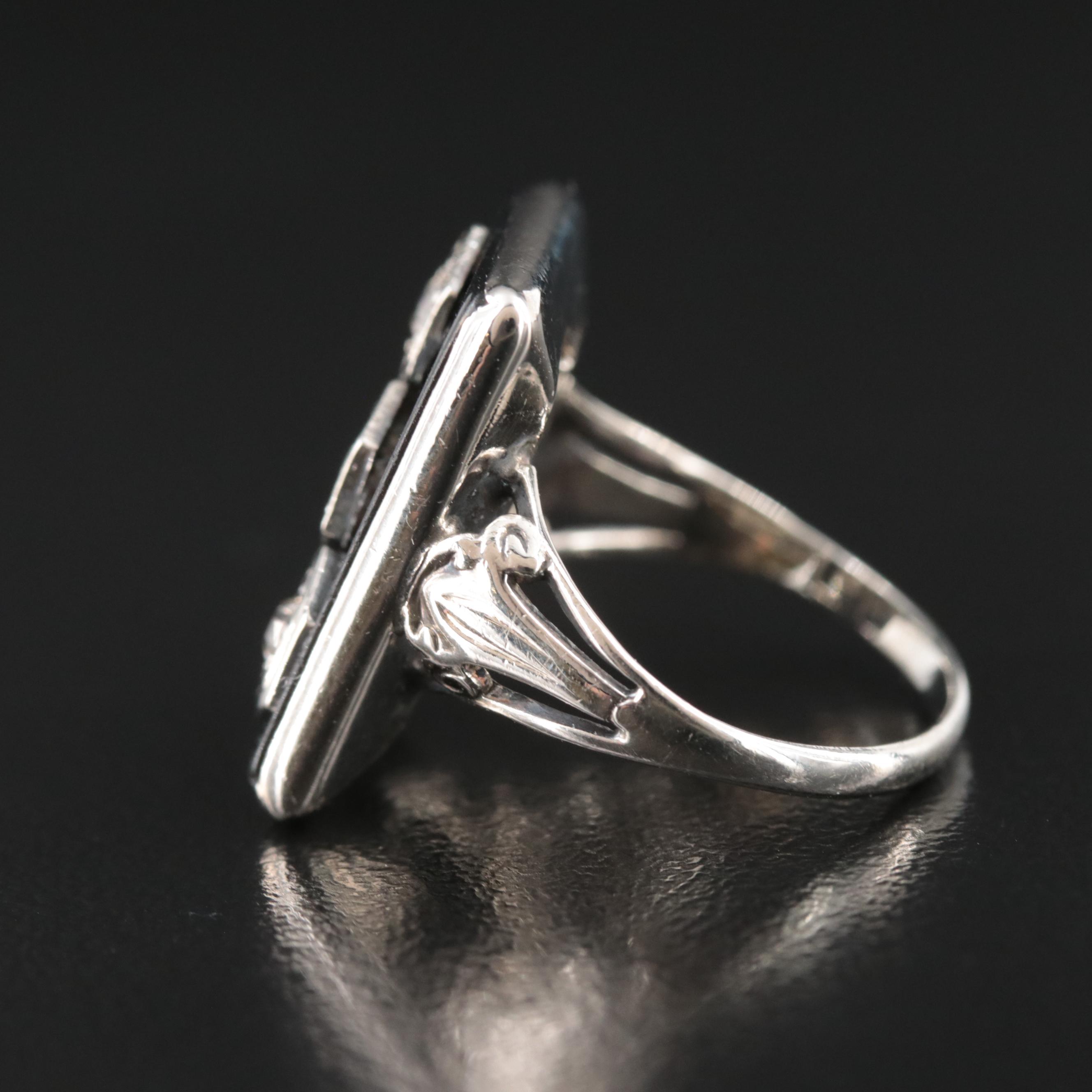 14K Black Onyx and Diamond Ring
