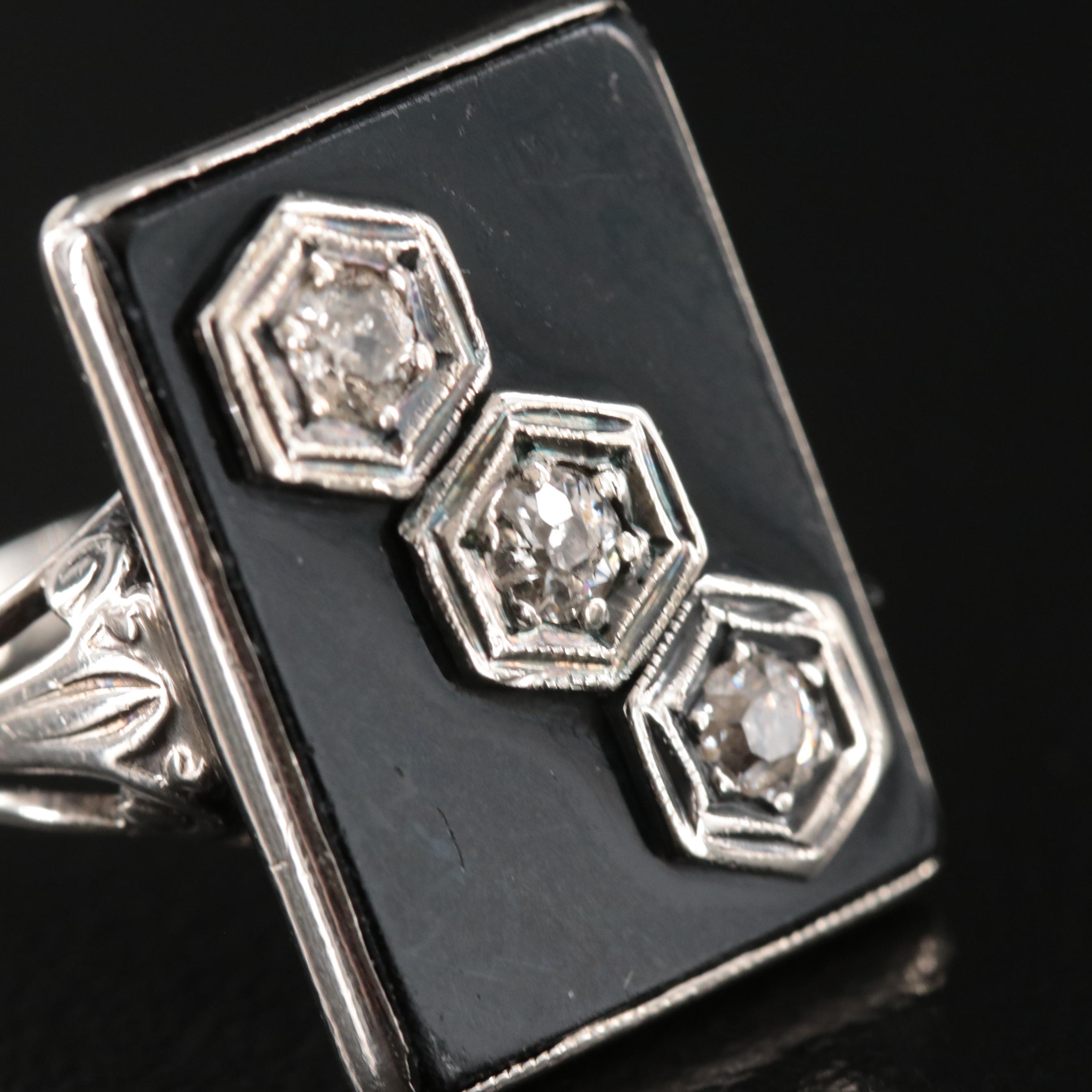 14K Black Onyx and Diamond Ring