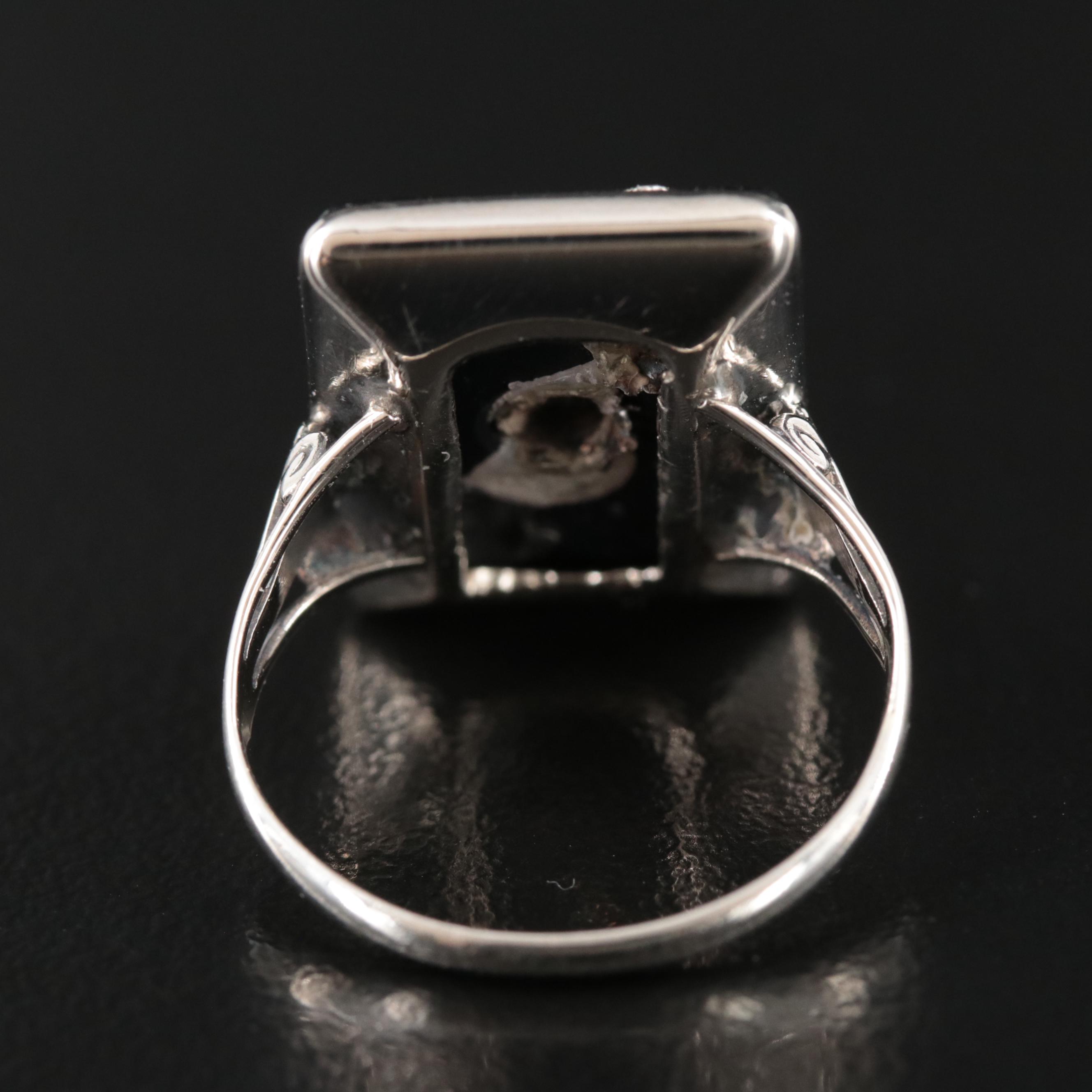 14K Black Onyx and Diamond Ring