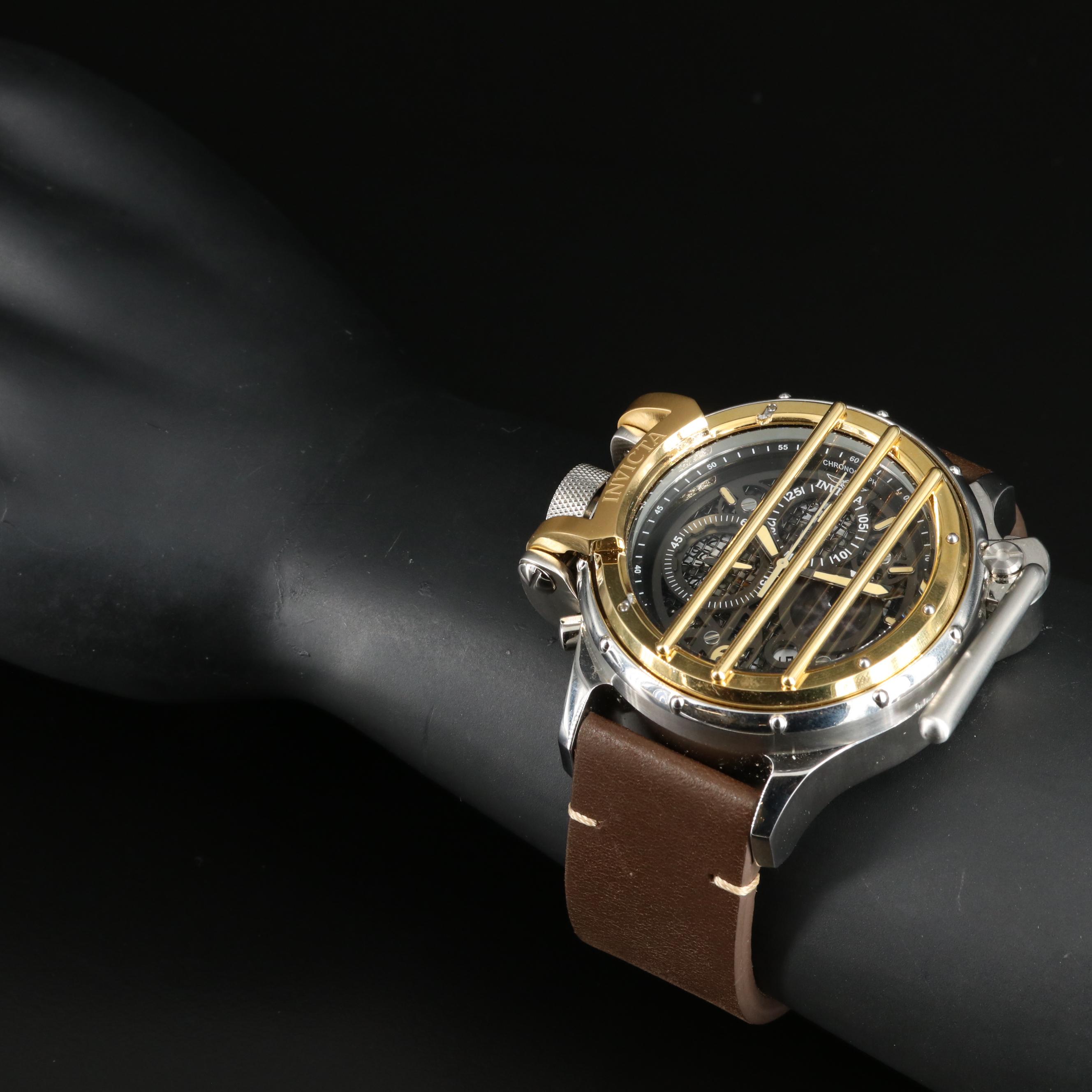 Stainless Steel Invicta "Vintage Bar" Quartz Watch in 8-Slot Case