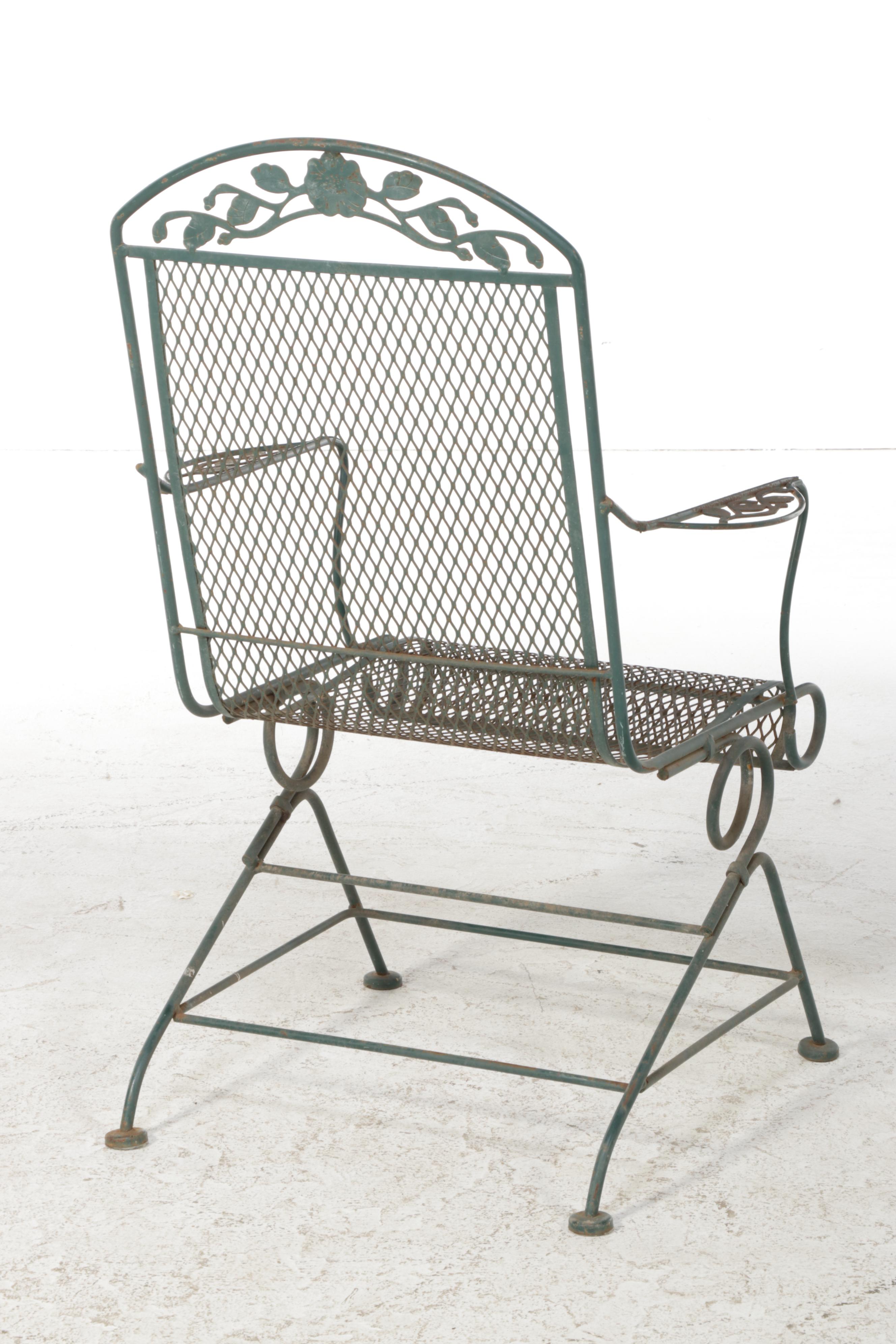 Metal Mesh Patio Sling Rocker Chairs and Side Table