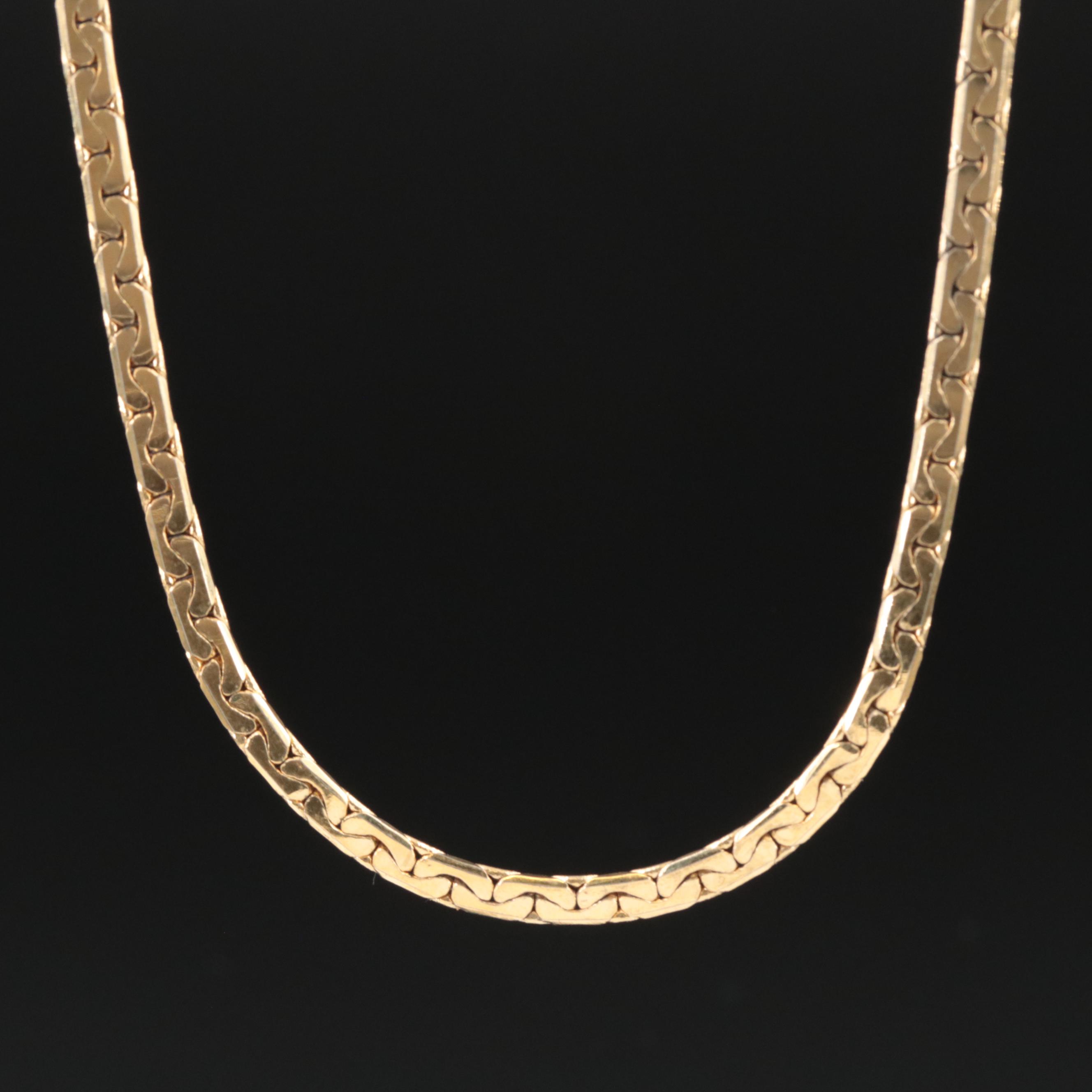 C-Link Chain Necklace