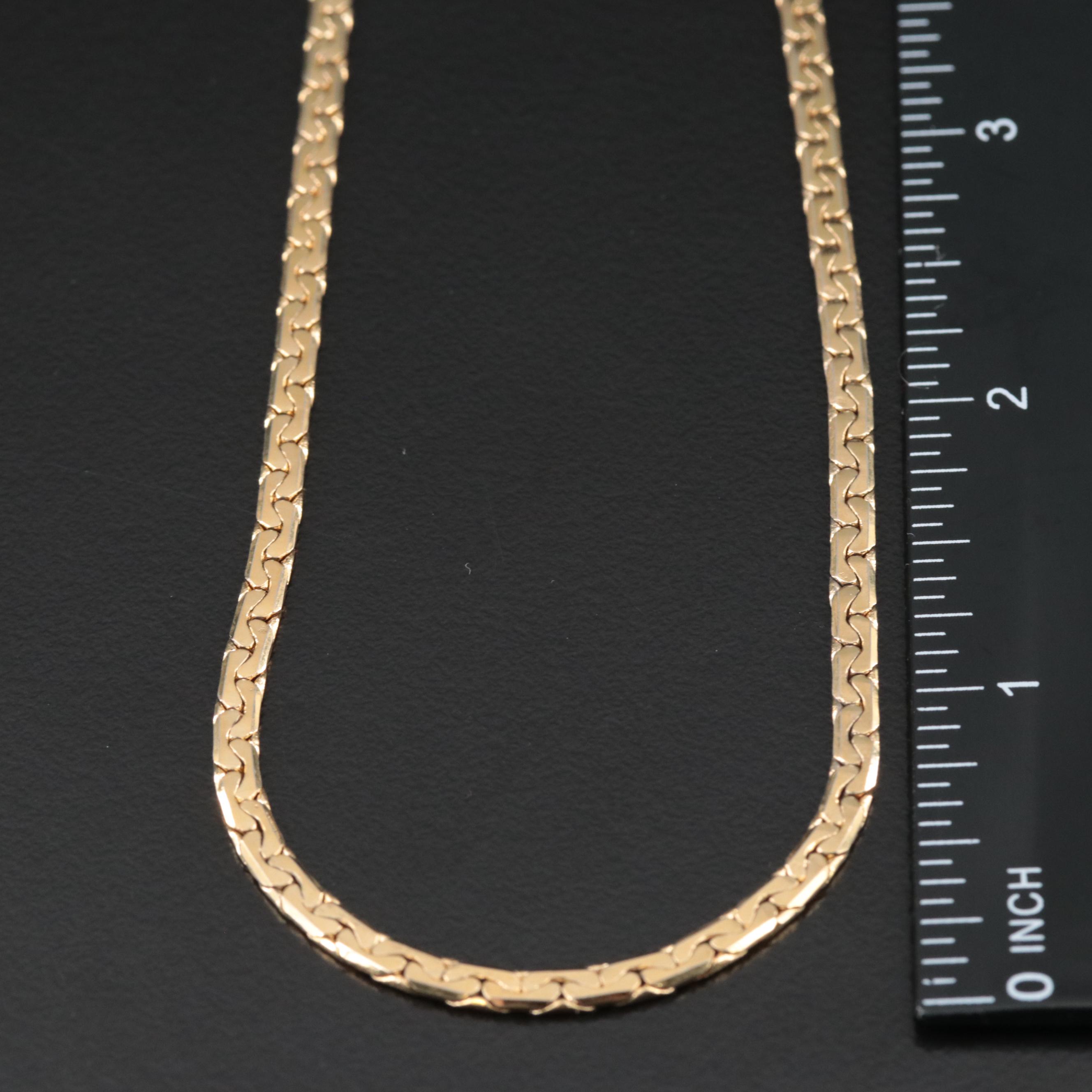 C-Link Chain Necklace