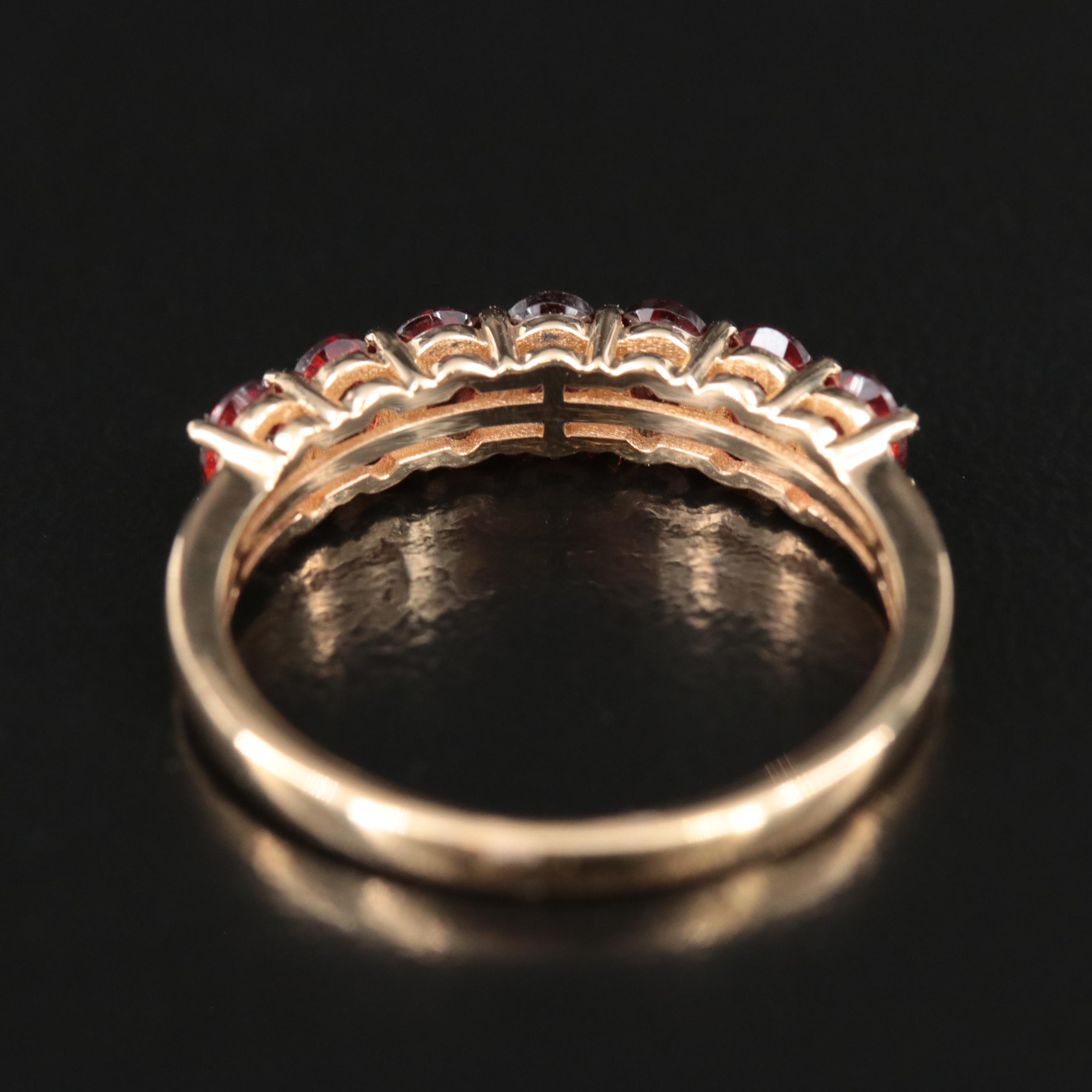 18K Garnet Band
