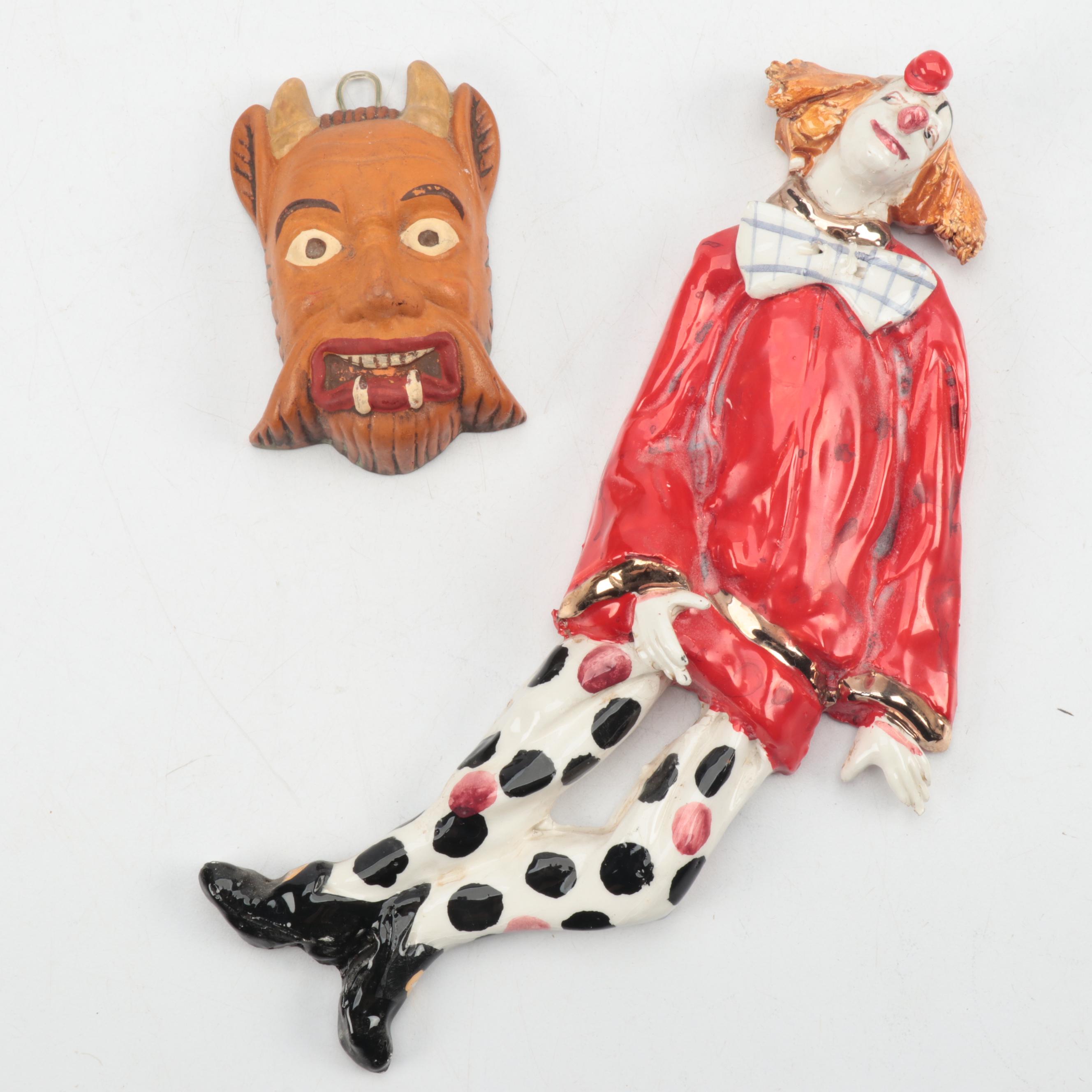 Clown Face Wall Plaque with Pop Up Puppet and Other Decor