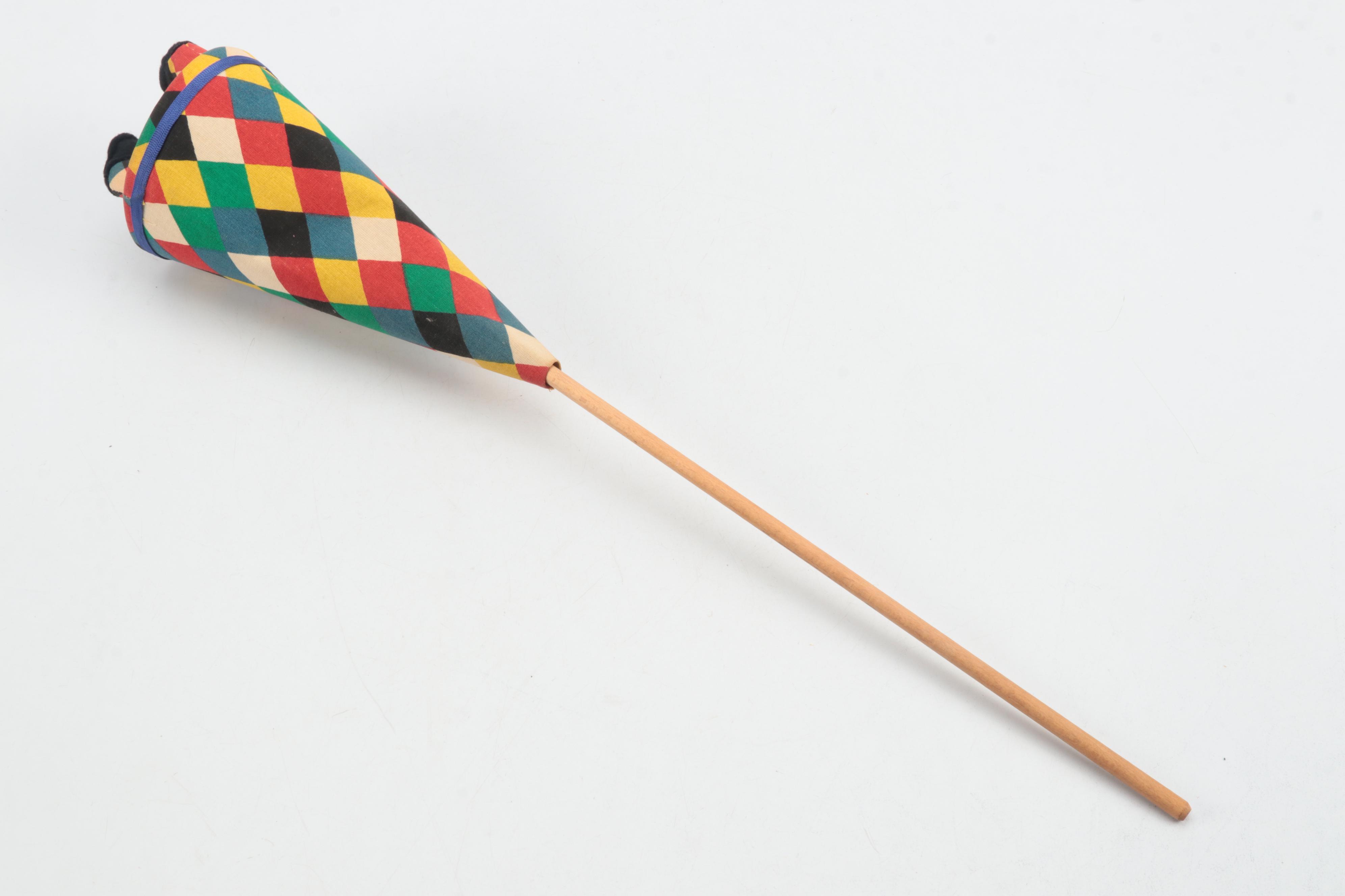 Clown Face Wall Plaque with Pop Up Puppet and Other Decor