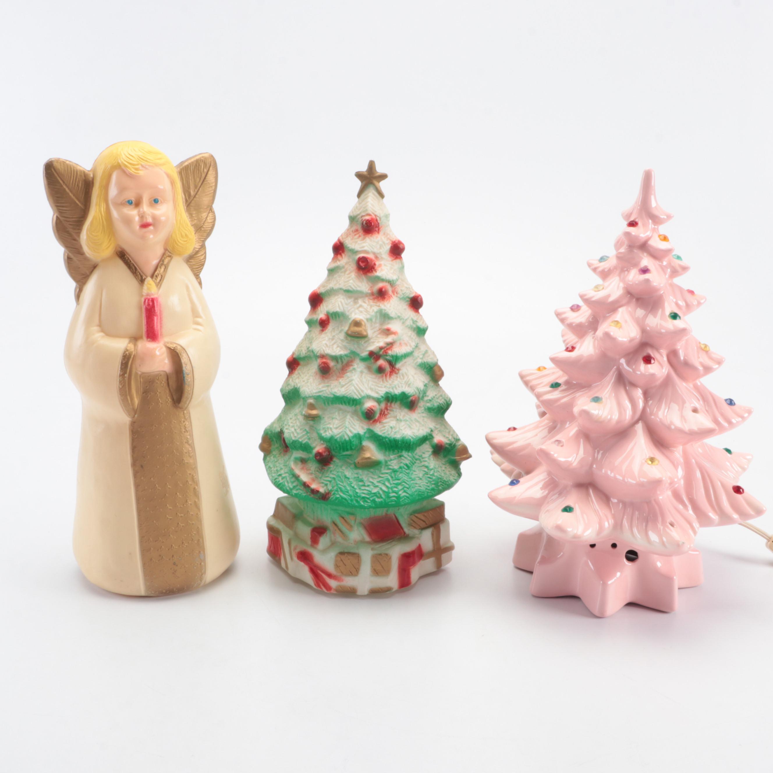 Holland Mold Illuminated Ceramic Christmas Tree with Holiday Blow Molds