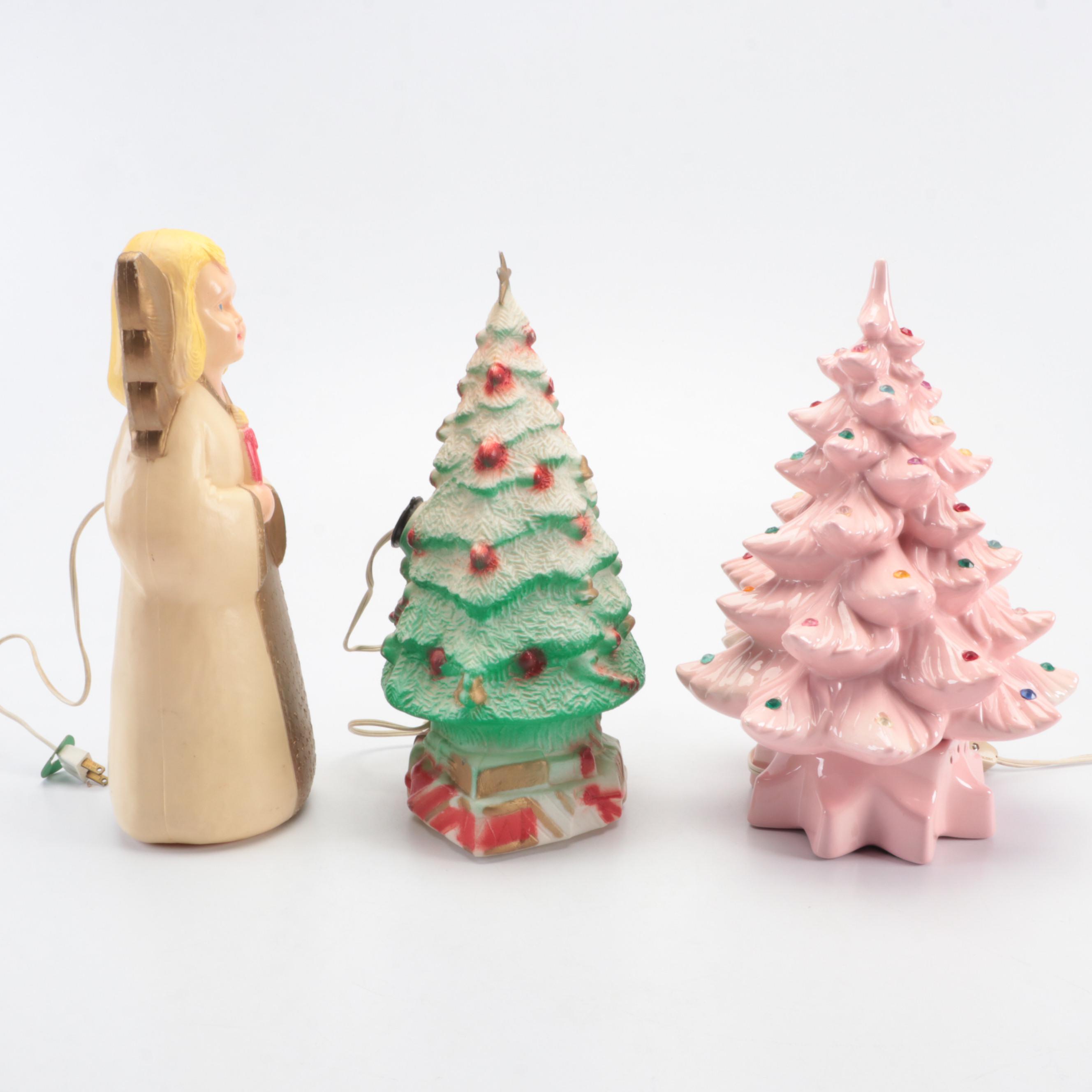 Holland Mold Illuminated Ceramic Christmas Tree with Holiday Blow Molds