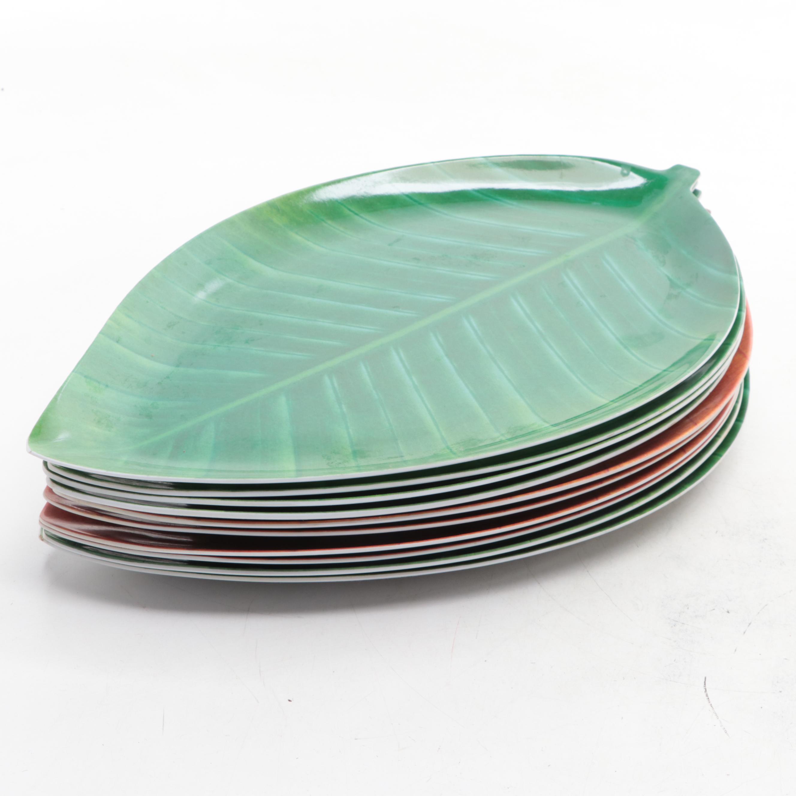 Macayo Ceramic Salsa Bowls with Plastic Leaf Plates