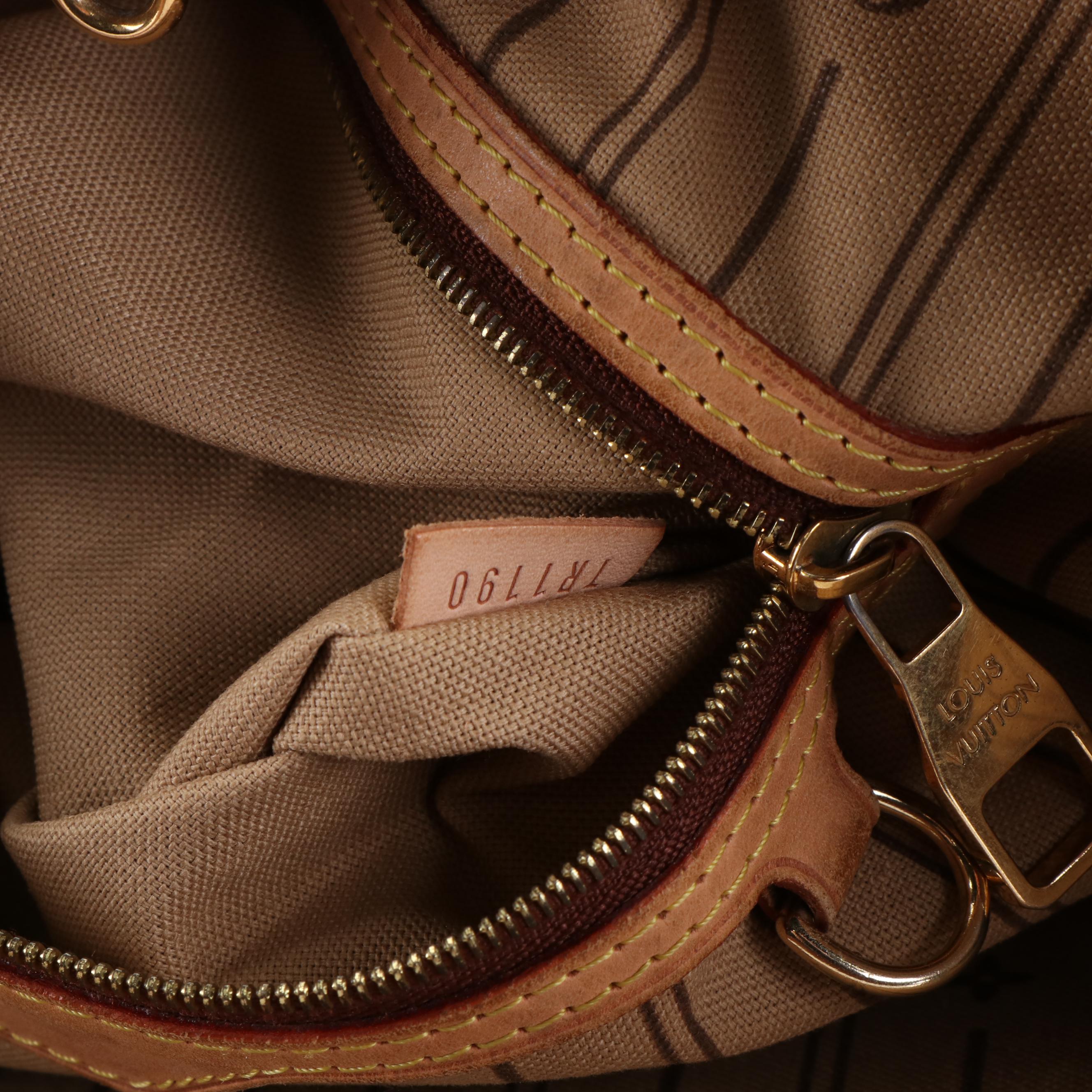 Louis Vuitton Delightful MM Bag in Monogram Coated Canvas and Leather