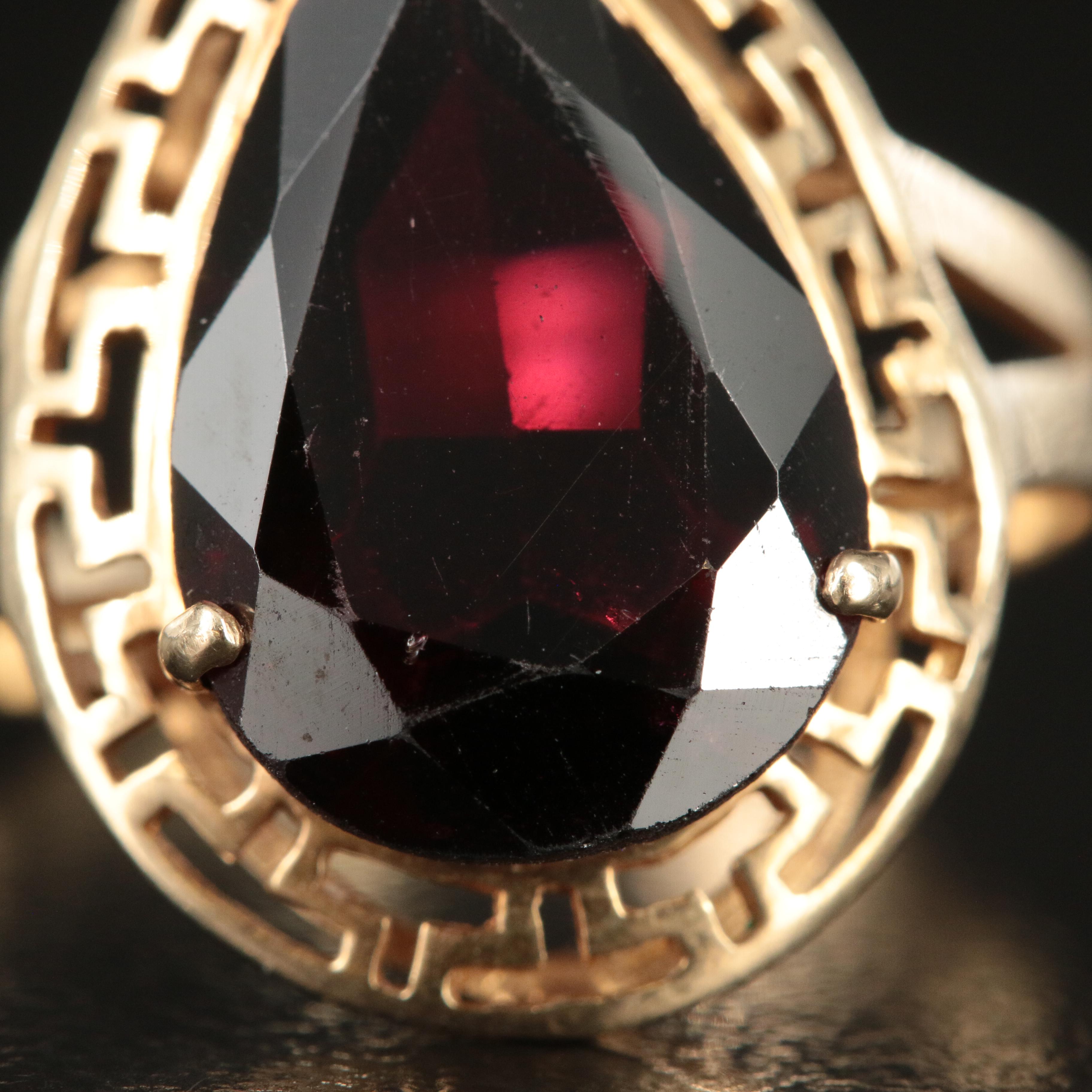 10K Garnet Ring