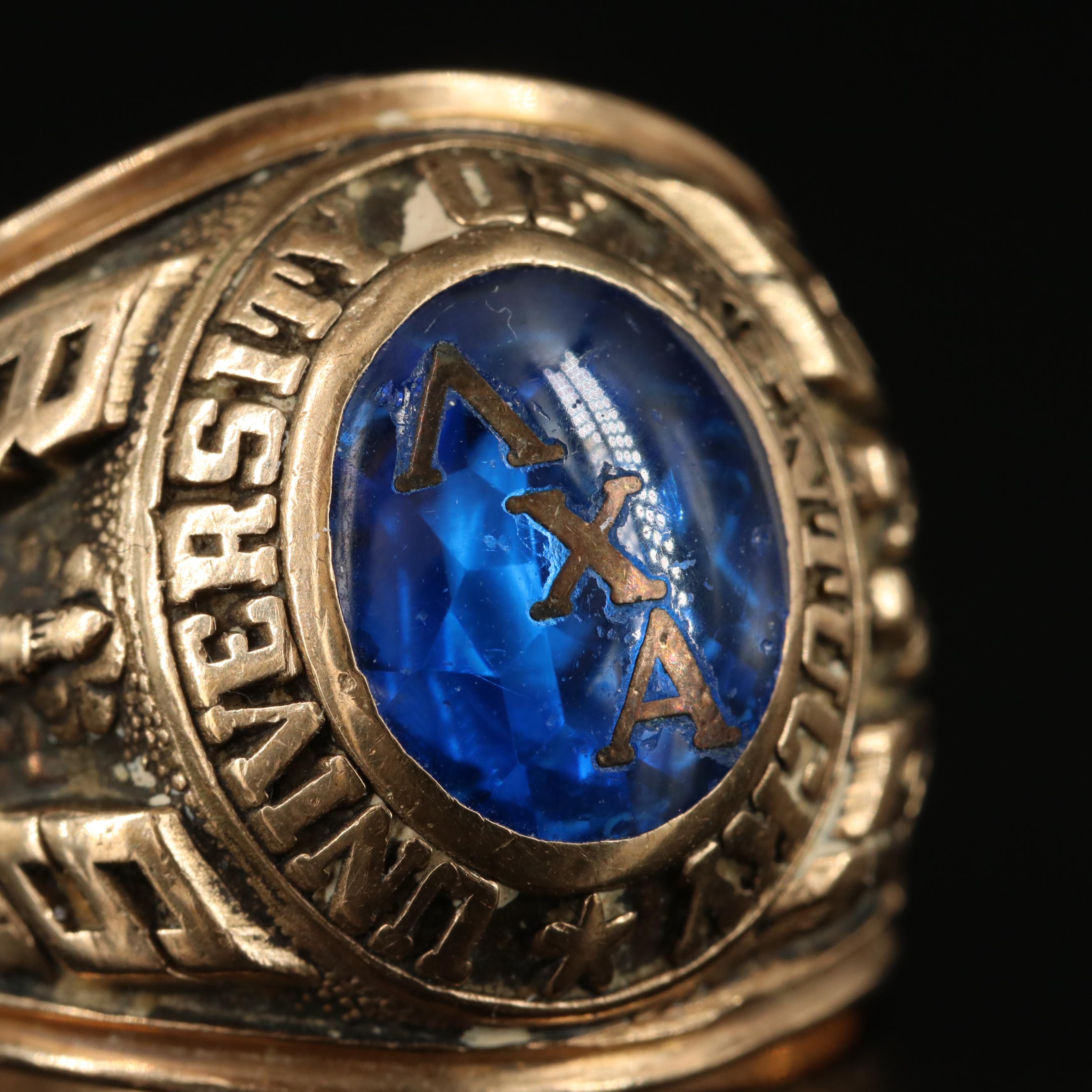 Vintage 10K Spinel University of Kentucky Class Ring