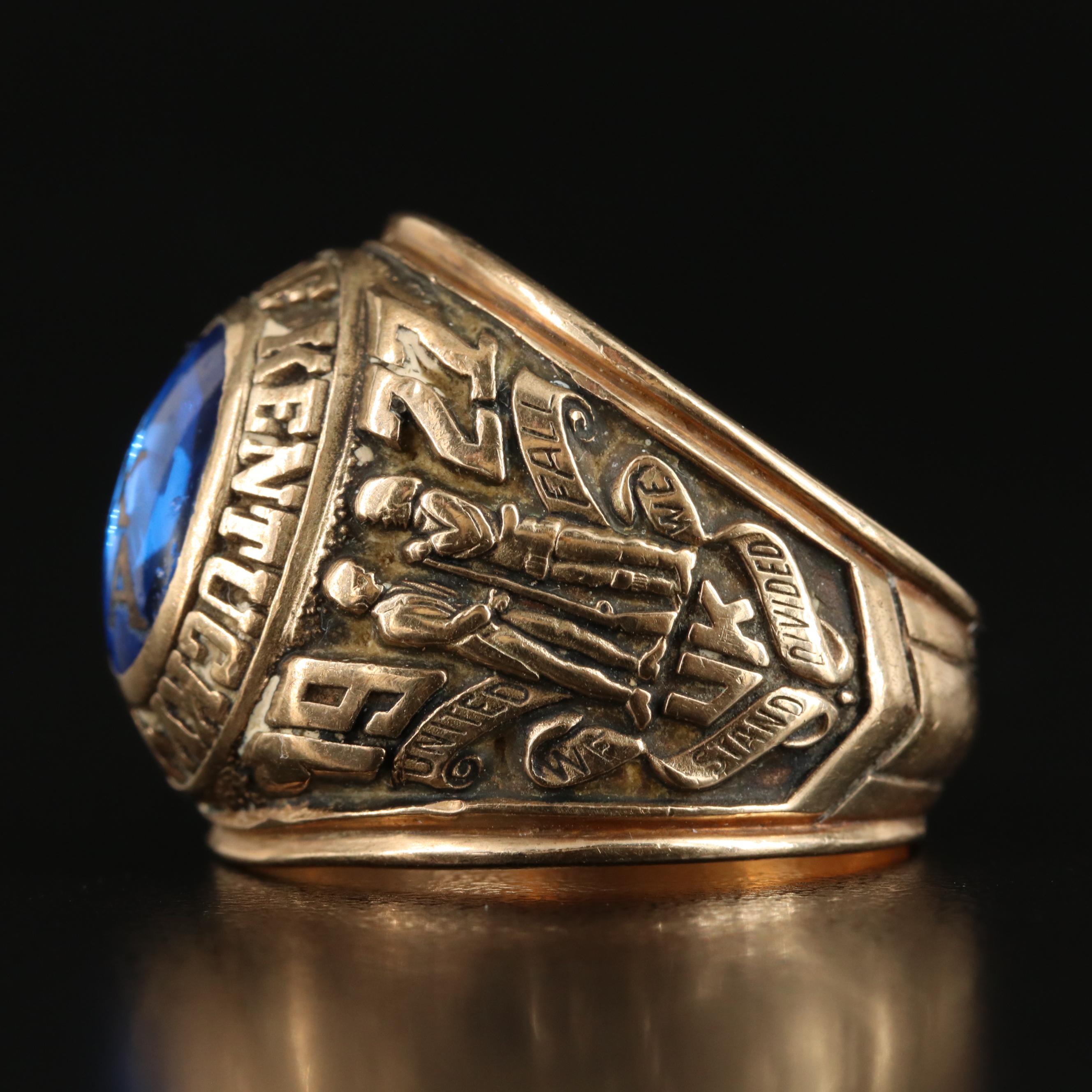 Vintage 10K Spinel University of Kentucky Class Ring