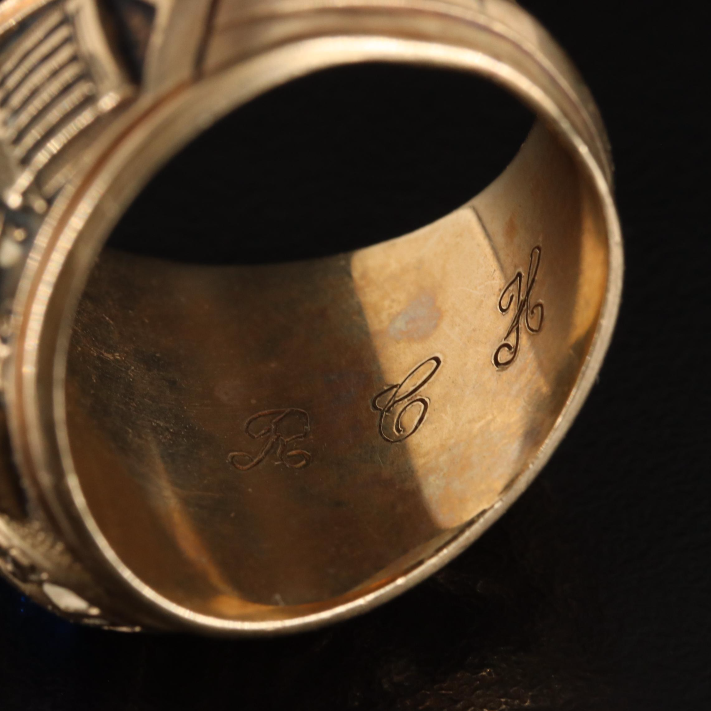 Vintage 10K Spinel University of Kentucky Class Ring