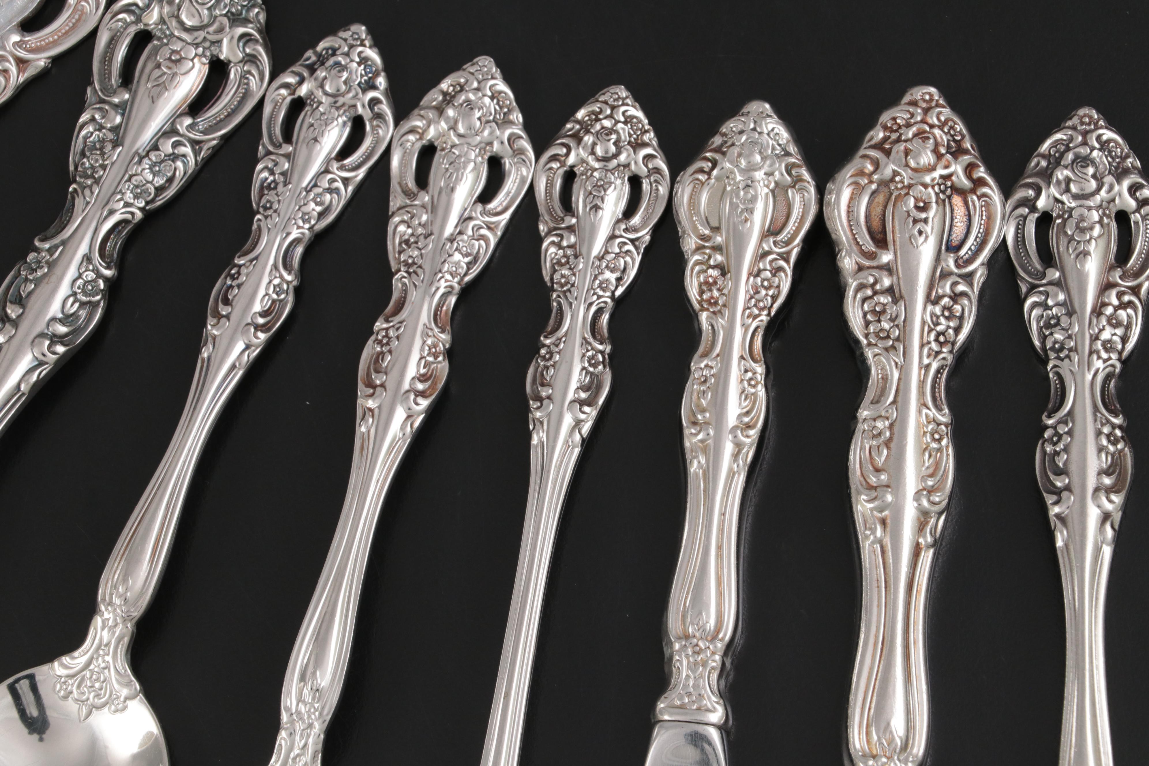 Oneida "Michelangelo" Stainless Steel Flatware in Storage Chest