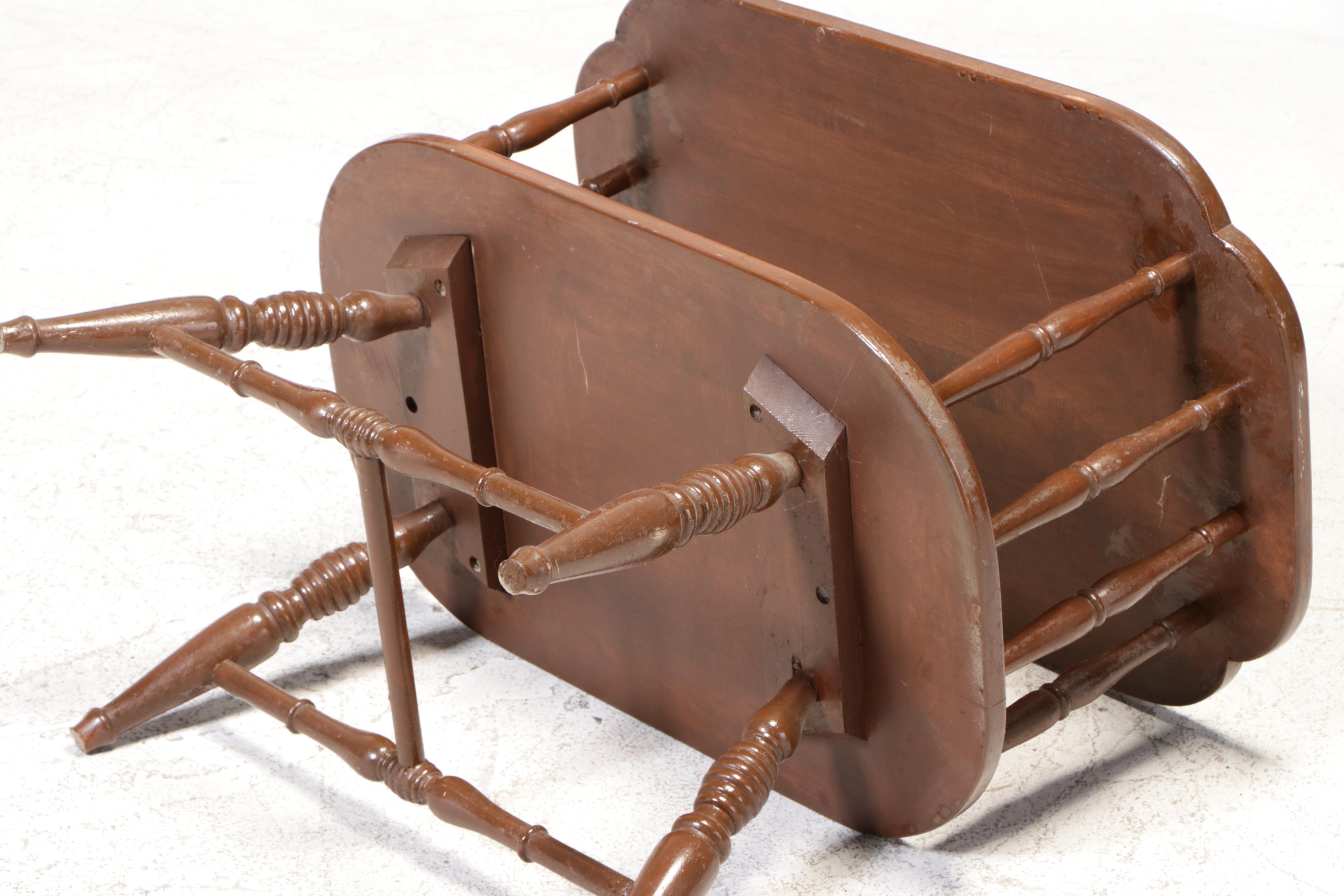 American Colonial Style Maple Tiered Table