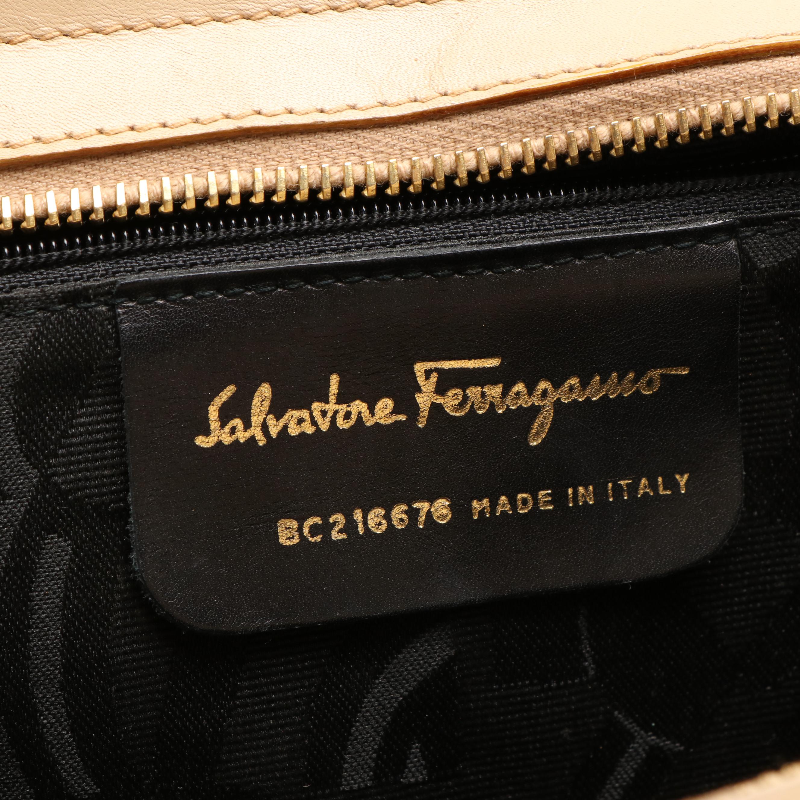 Salvatore Ferragamo Vara Bow leather Tote Bag