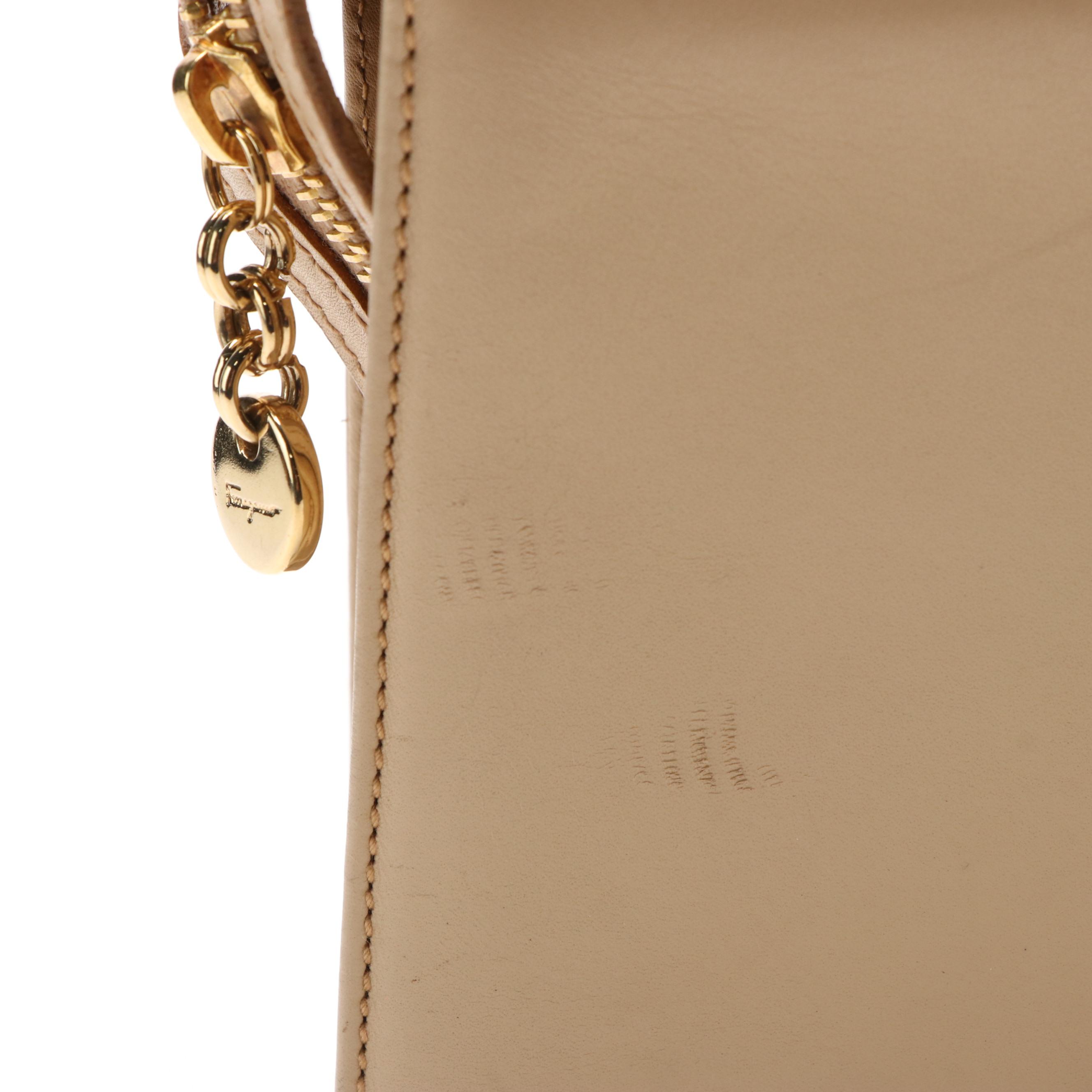 Salvatore Ferragamo Vara Bow leather Tote Bag