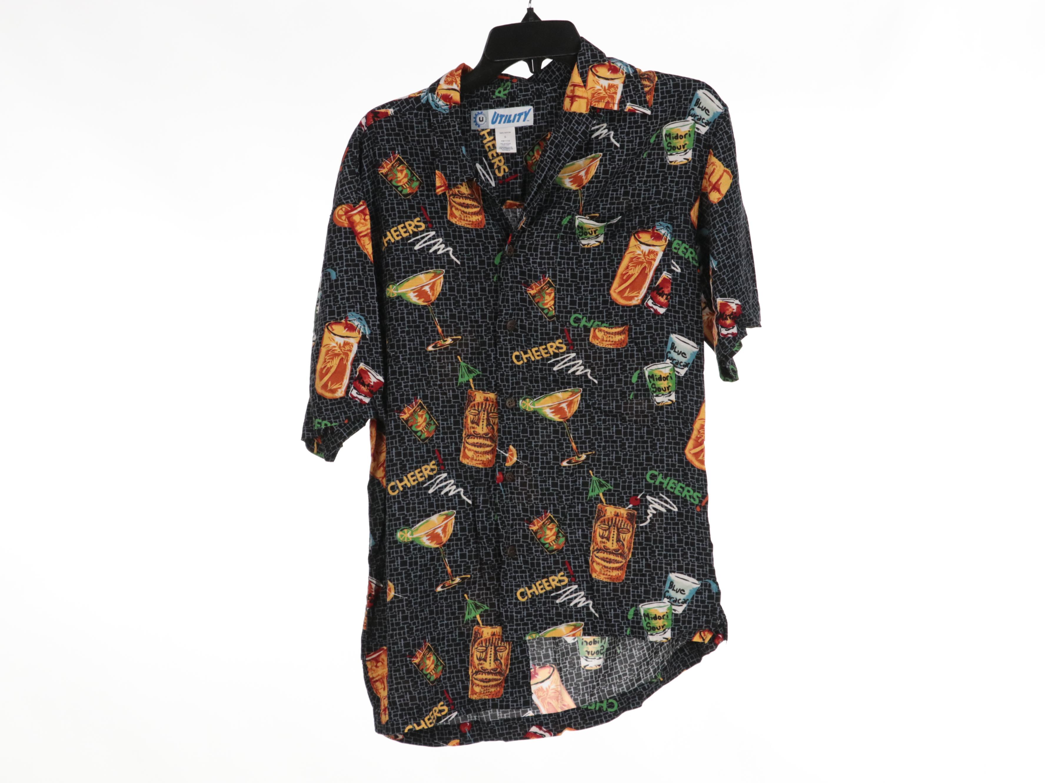 Men's Hawaiian and Printed Button-Up Shirts