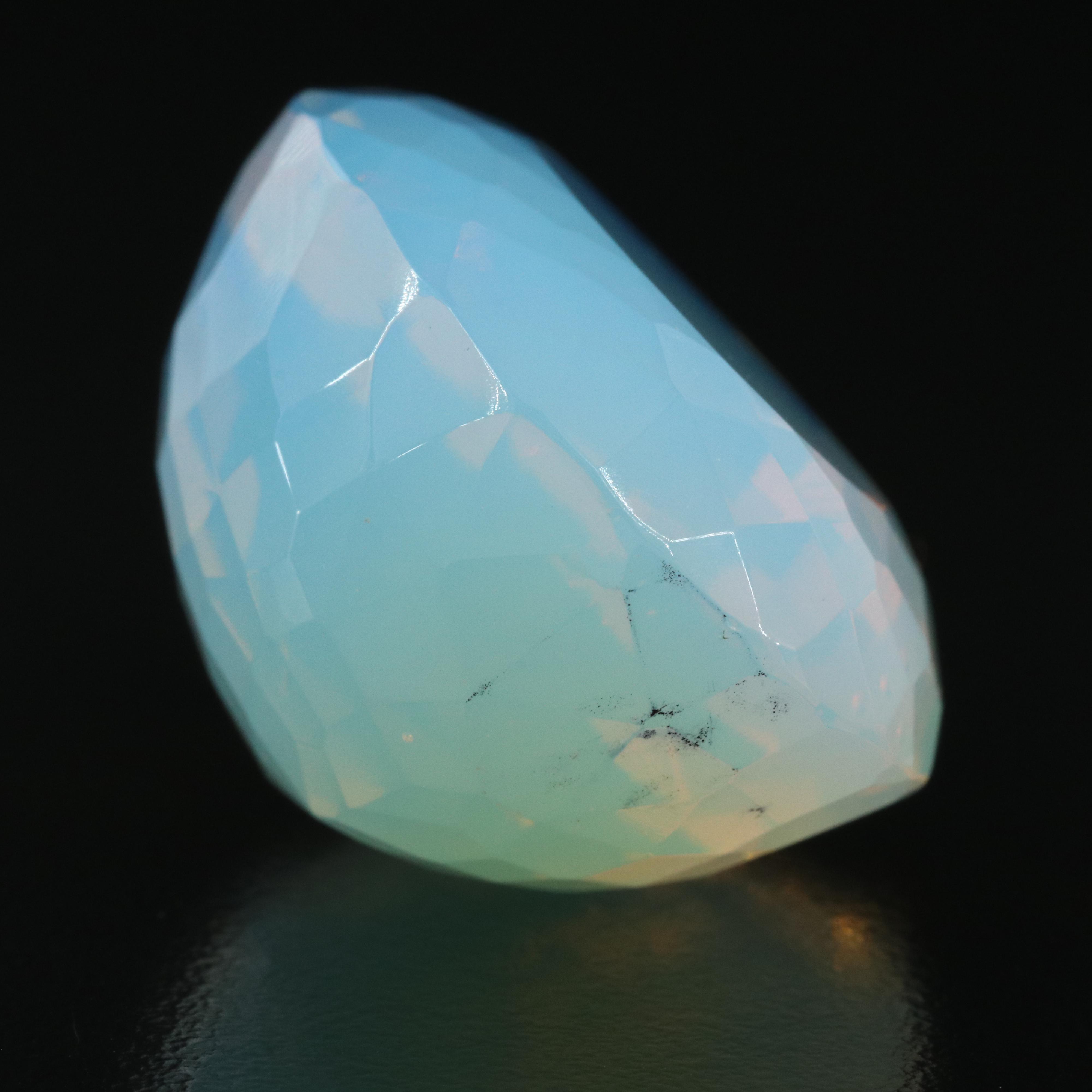 Loose 164.62 CT Glass