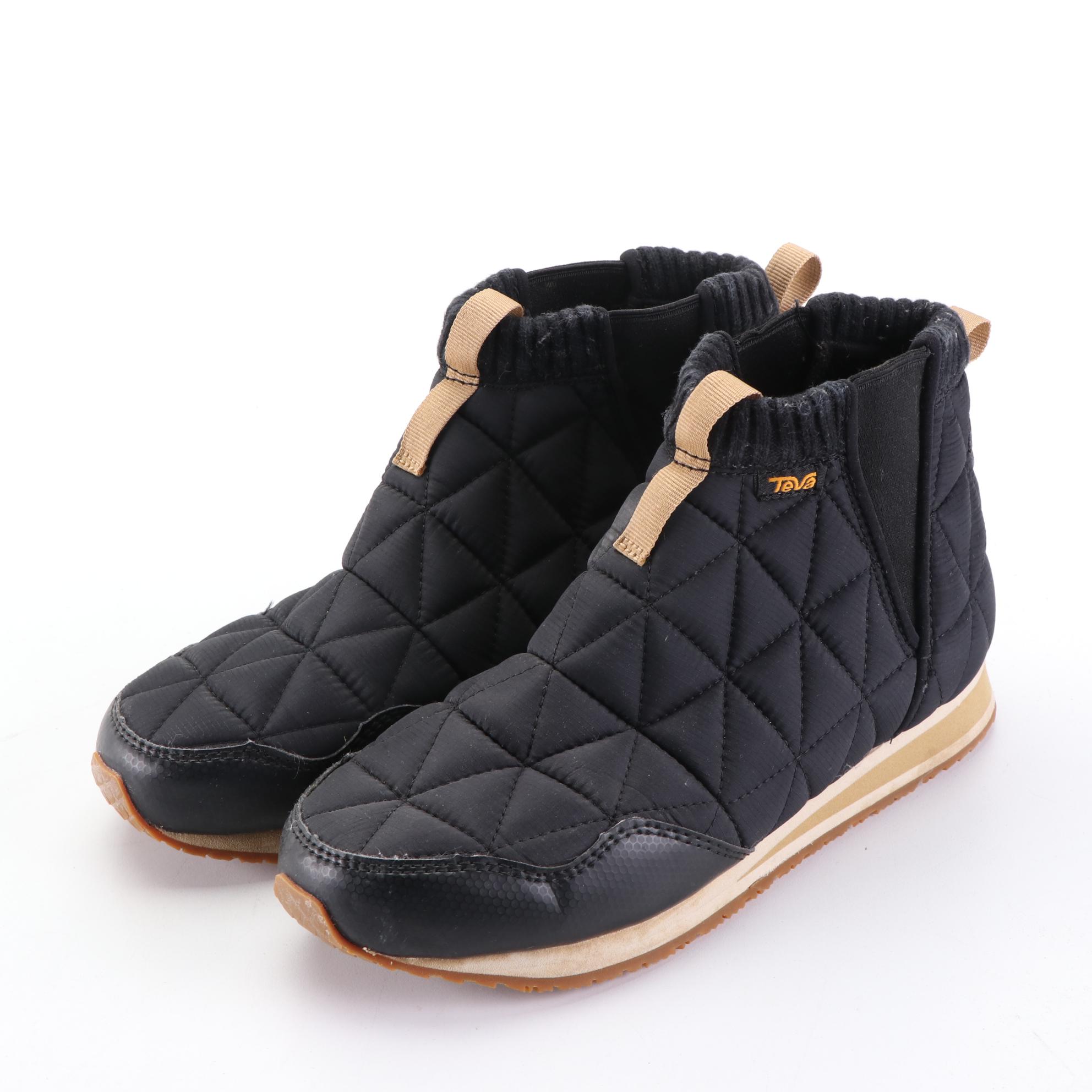 Hunter Rain Boots, Cushionaire Sandals, Teva Midi Boots, & Vans Slip-On Shoes