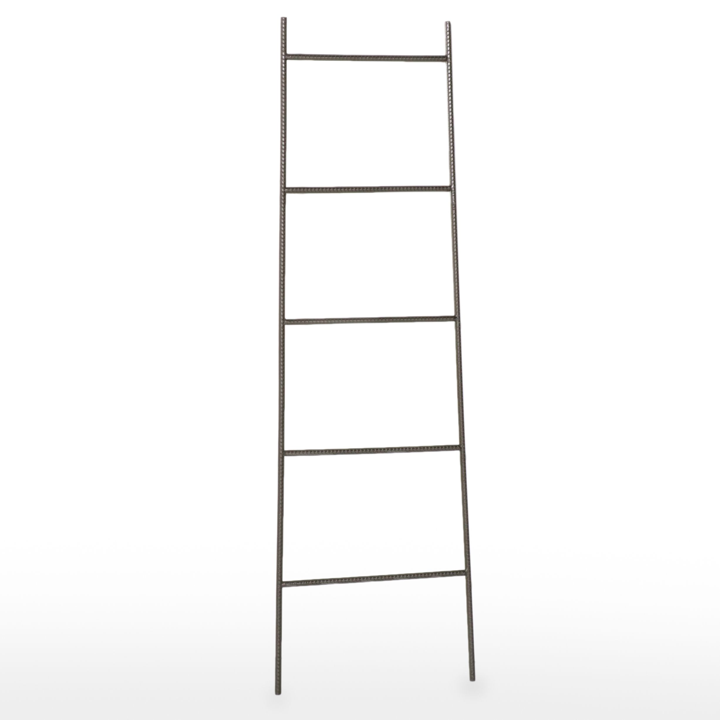 Industrial Style Floor-to-Wall Steel Rebar Magazine/Blanket Rack