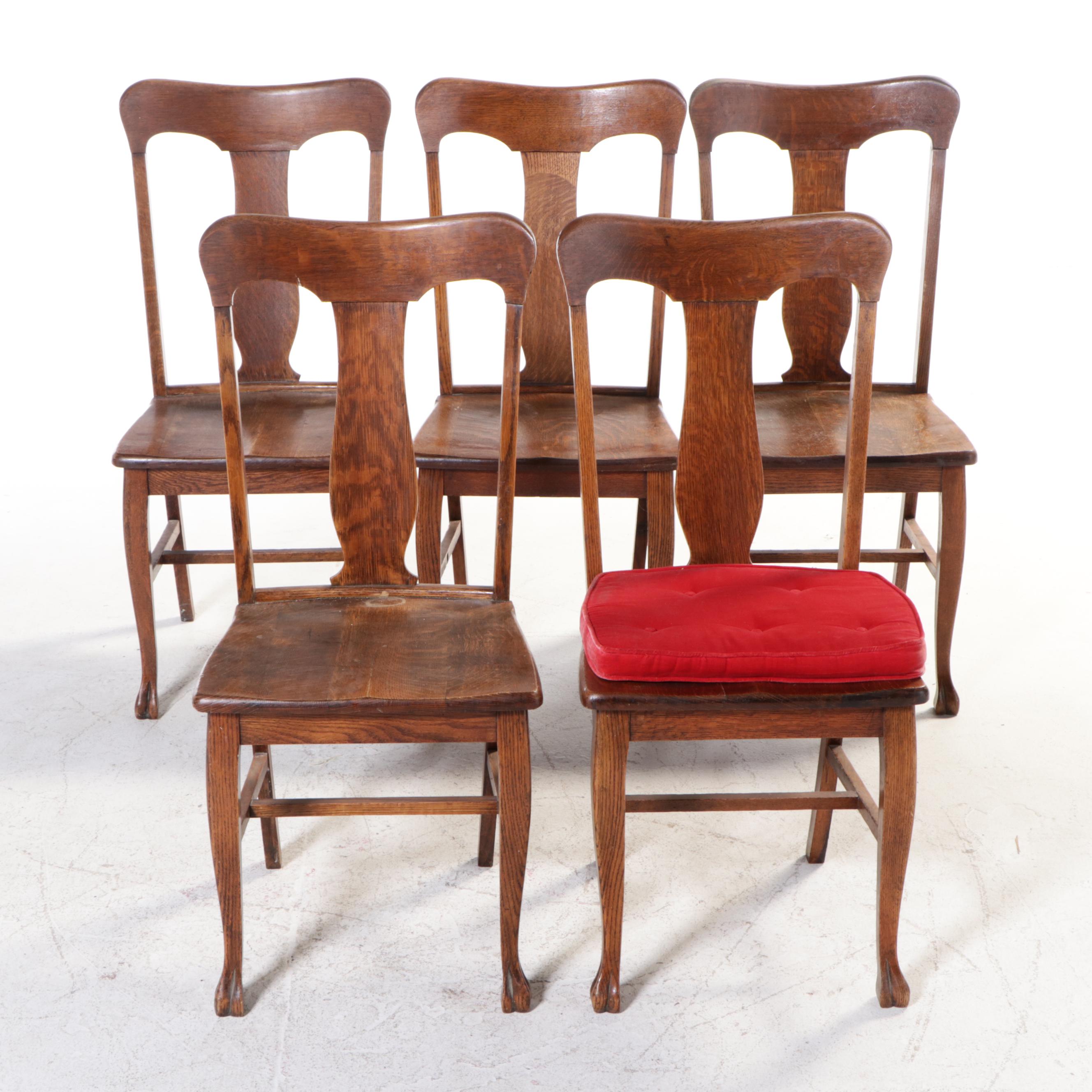 Late Victorian Oak Round Dining Table and Five Side Chairs