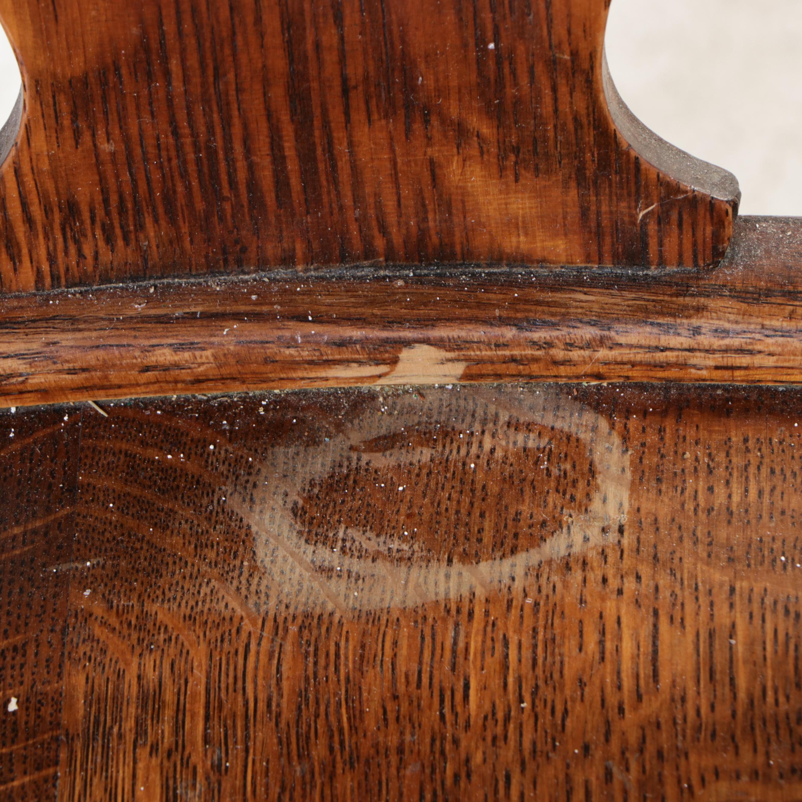 Late Victorian Oak Round Dining Table and Five Side Chairs
