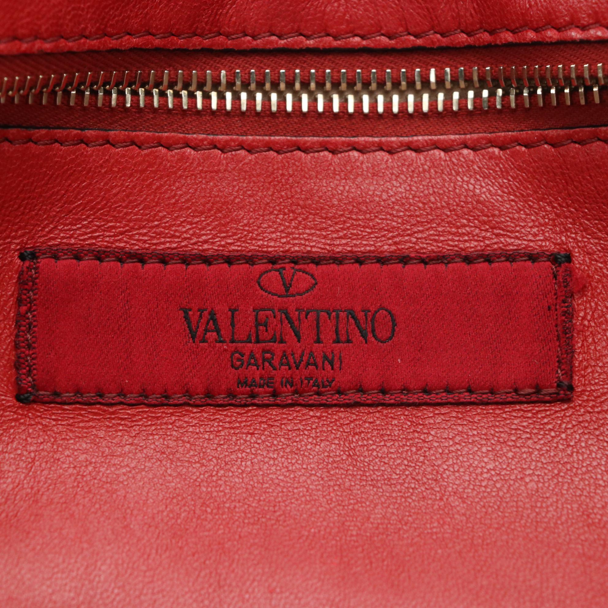 Valentino Garavani Beige Medium Rockstud Spike Quilted TopHandle Bag