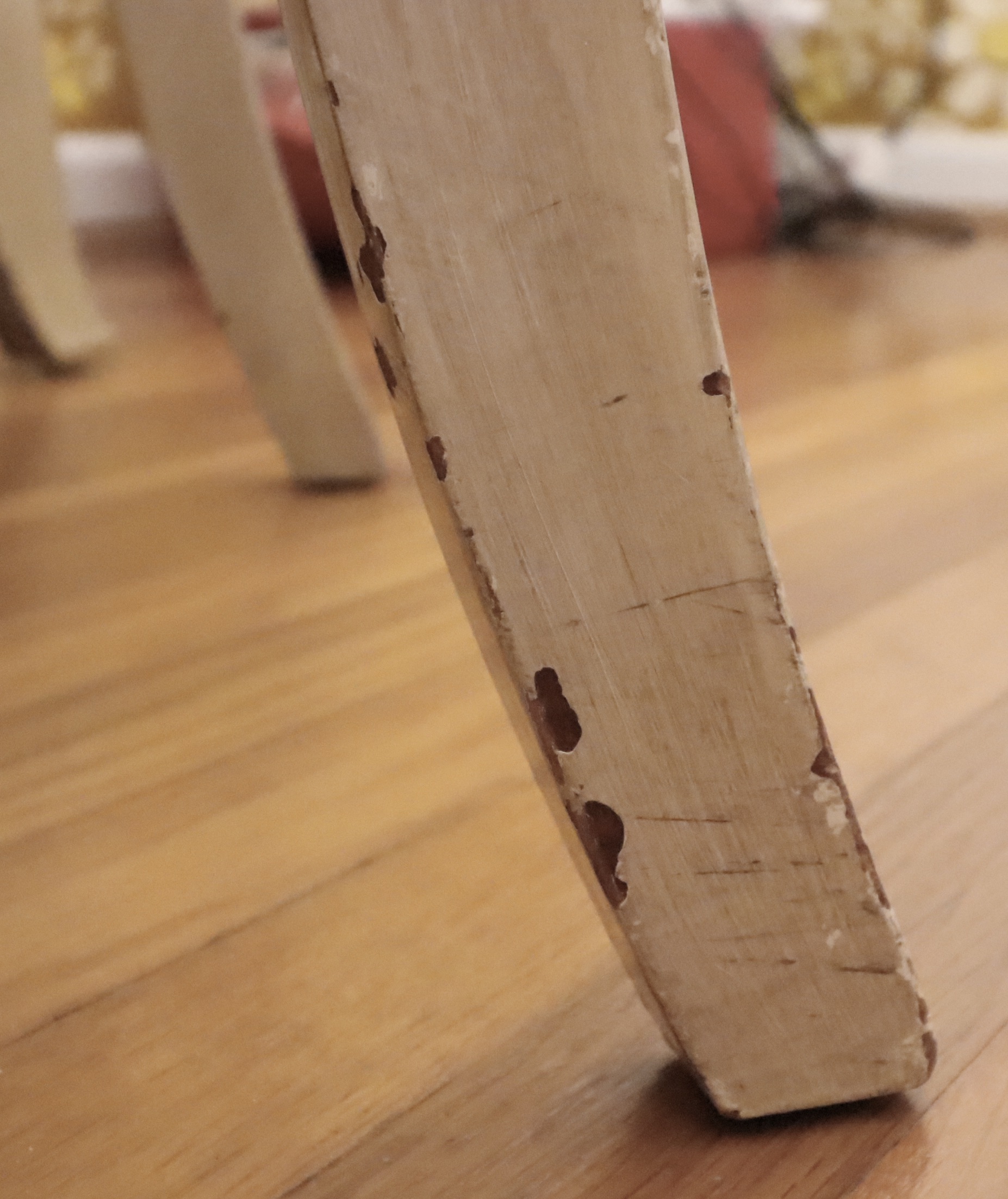 Thomasville Huntley Furniture Painted Full Bed, Vanity and Nightstand