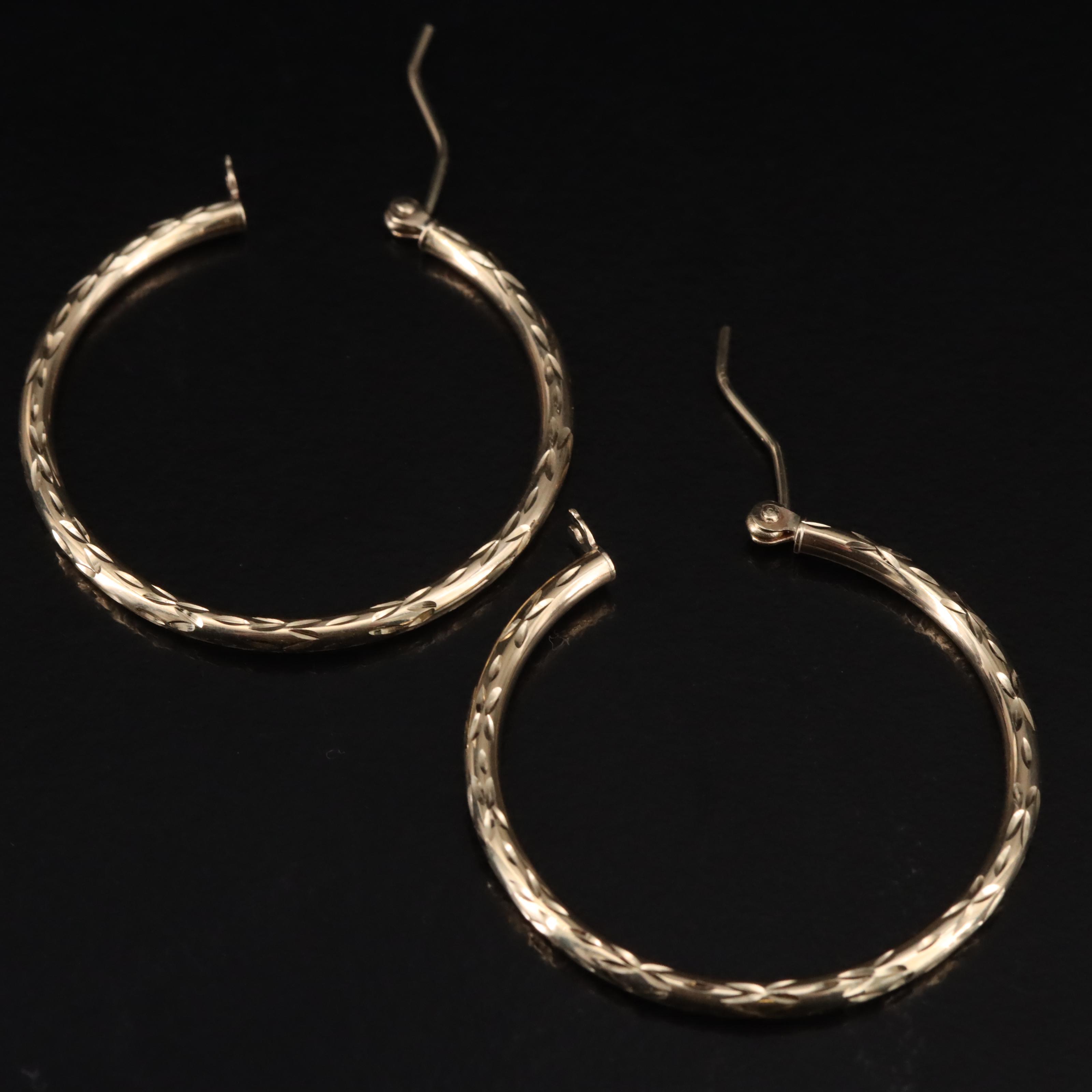 10K Hoop Earrings with Diamond Cut Finish