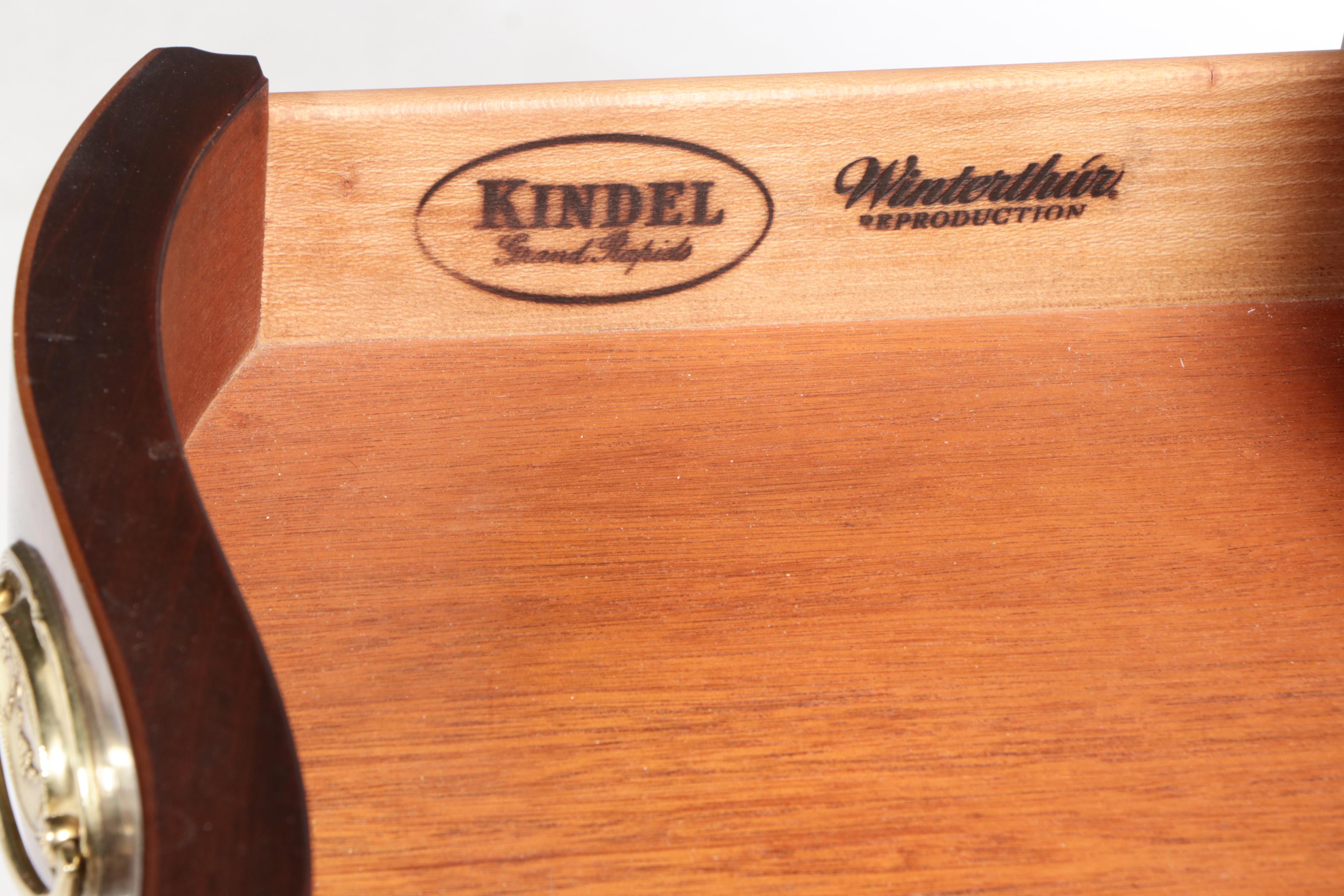 Kindel Hepplewhite Style Winterthur Reproduction Mahogany Sideboard, Late 20th C