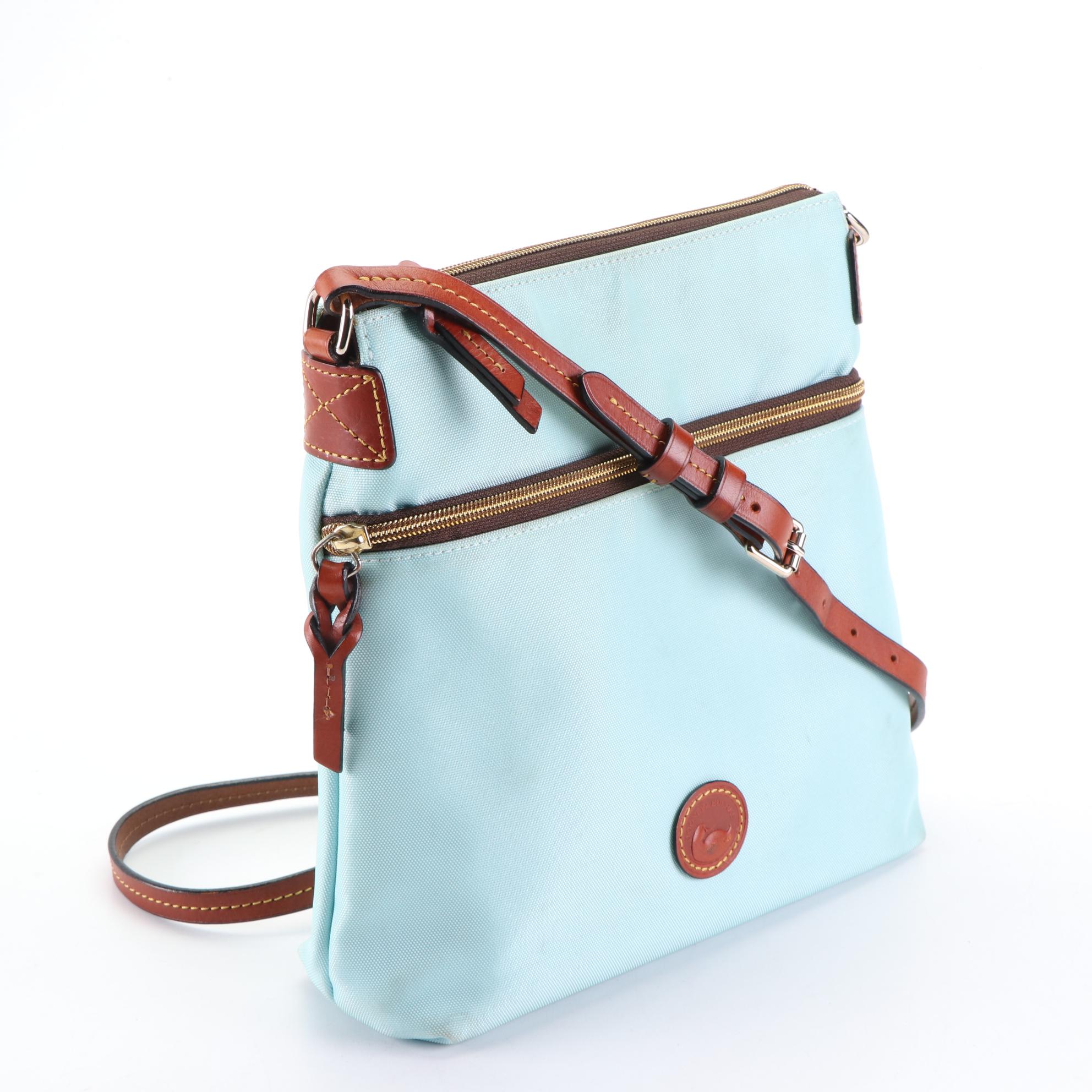 Tory Burch Robinson Tote in Leather and Dooney & Bourke Nylon Crossbody Bag