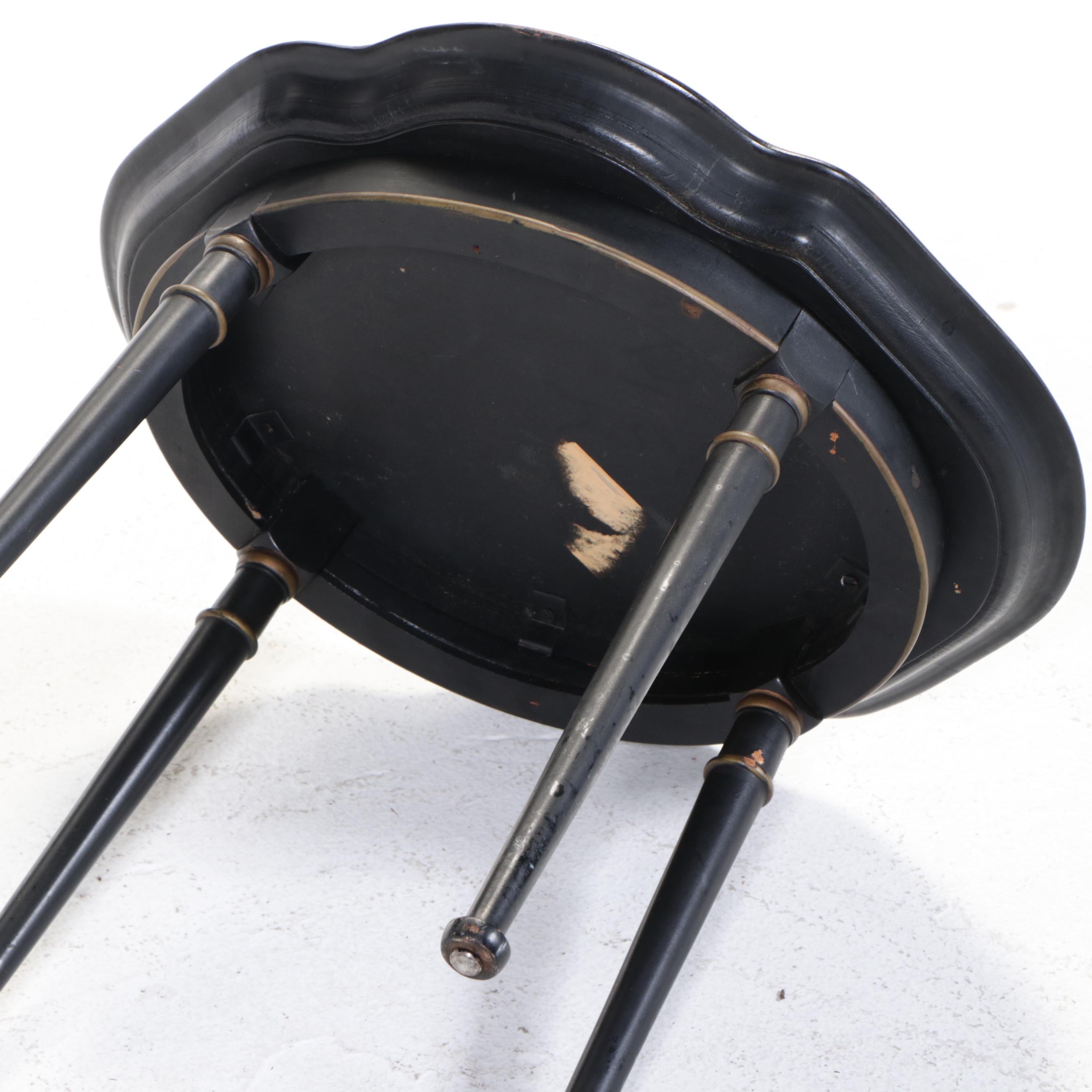 Colonial Revival Style Tole Painted Tray-Top Side Table, Mid-20th Century