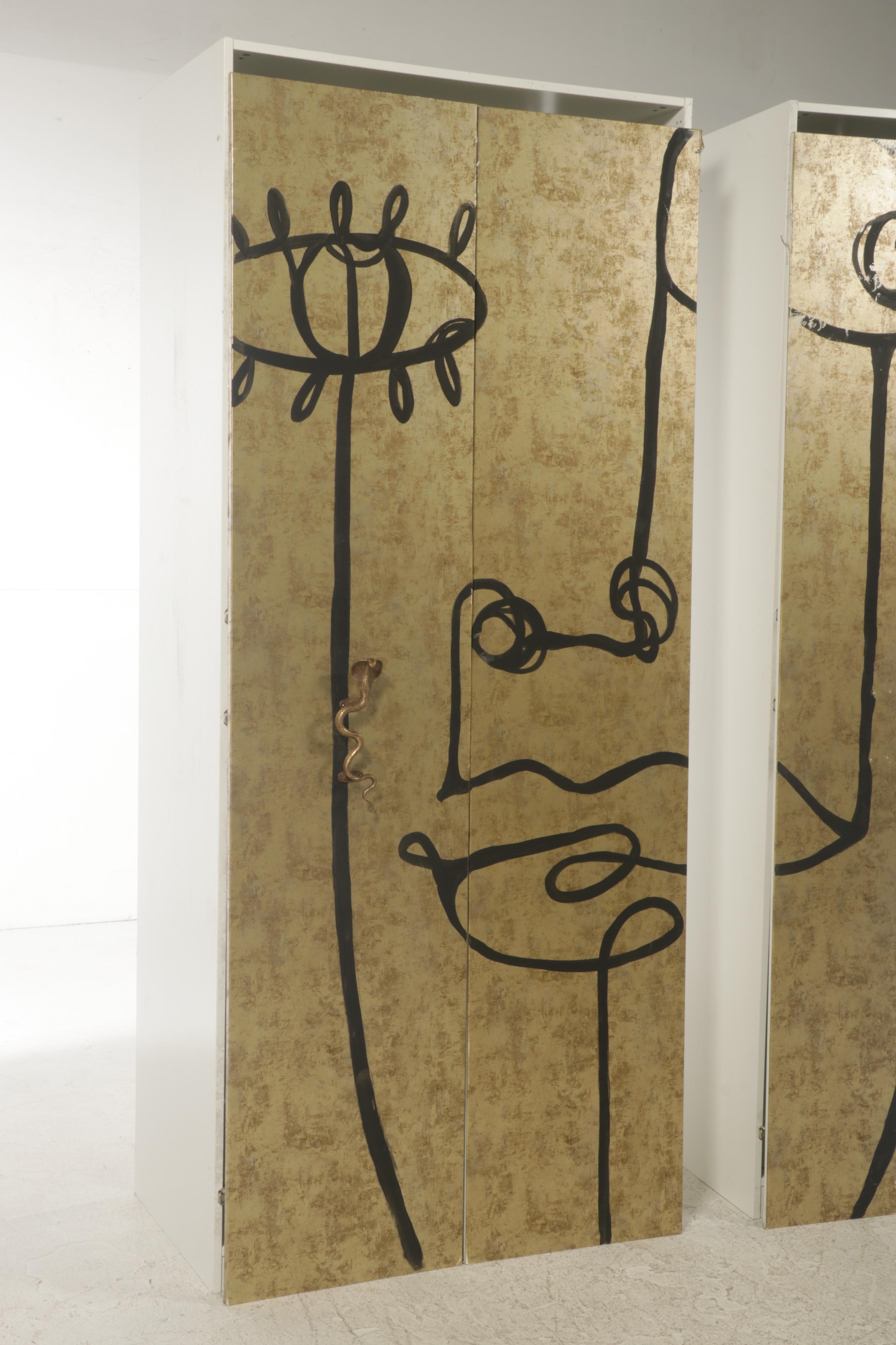 Vinyl Laminated Wardrobe Cabinets with Metallic Graphic Wrap and Cobra Handle