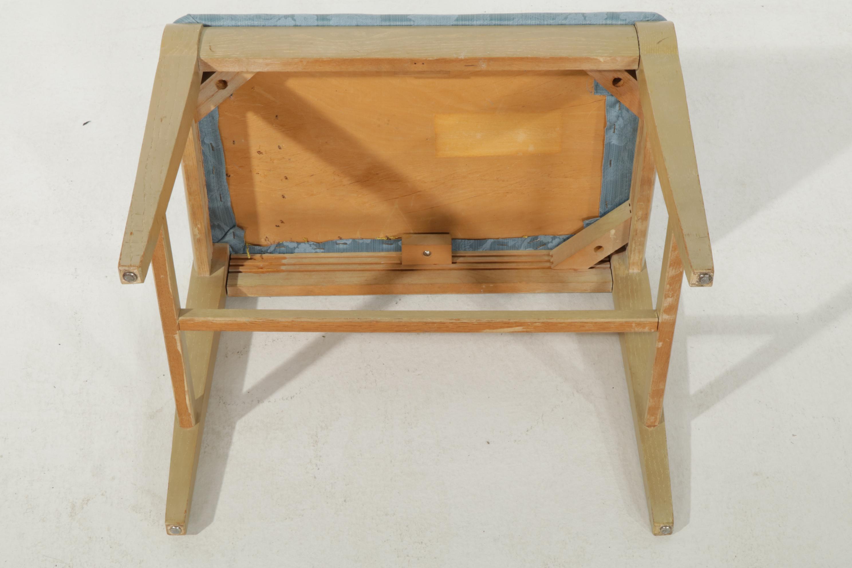 Mengel Mid Century Modern Blonde-Finish Wooden Bedroom Suite