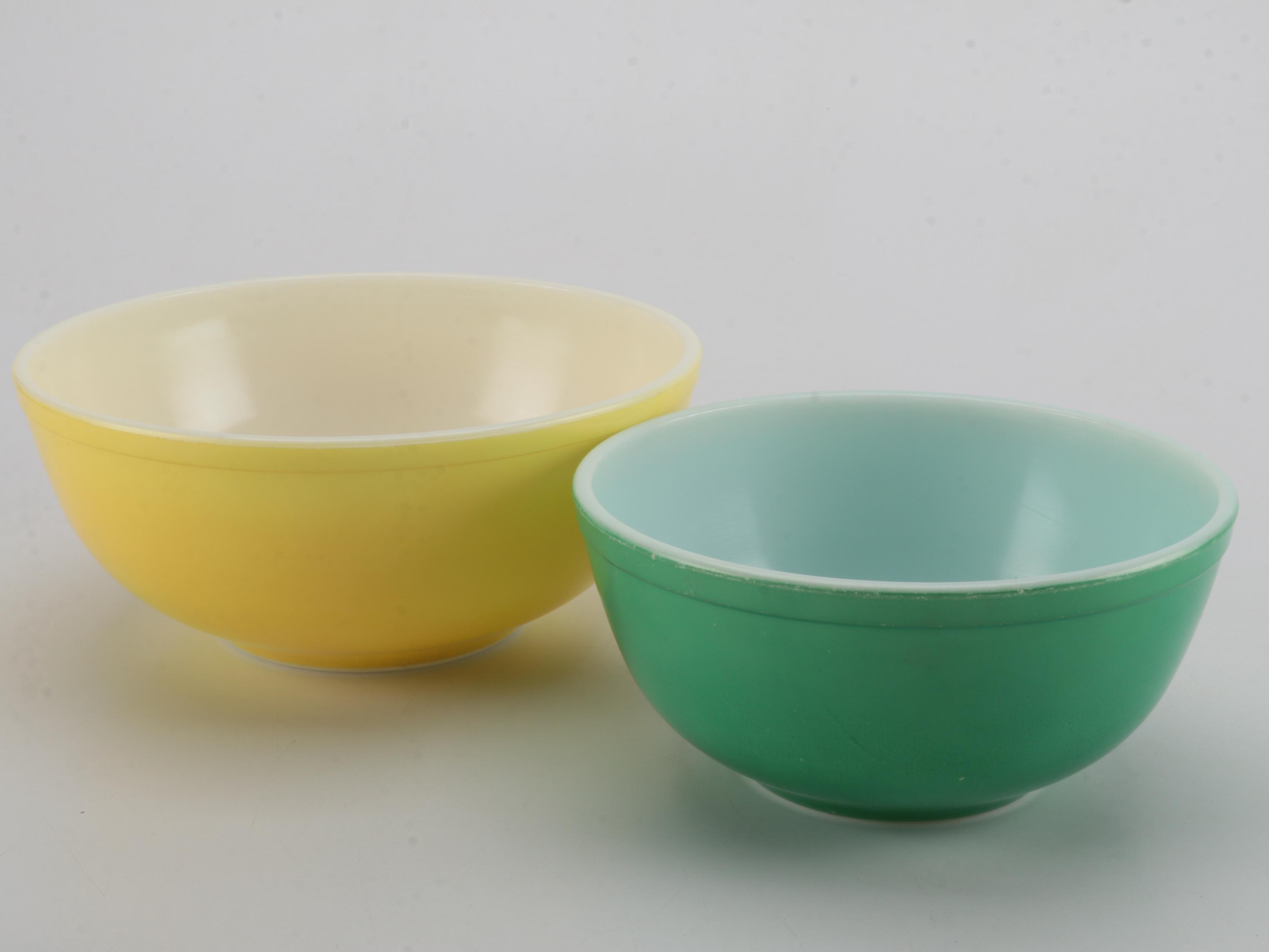 Pyrex Verde Square Flowers 474 and Other Dishware, 1970s-Present