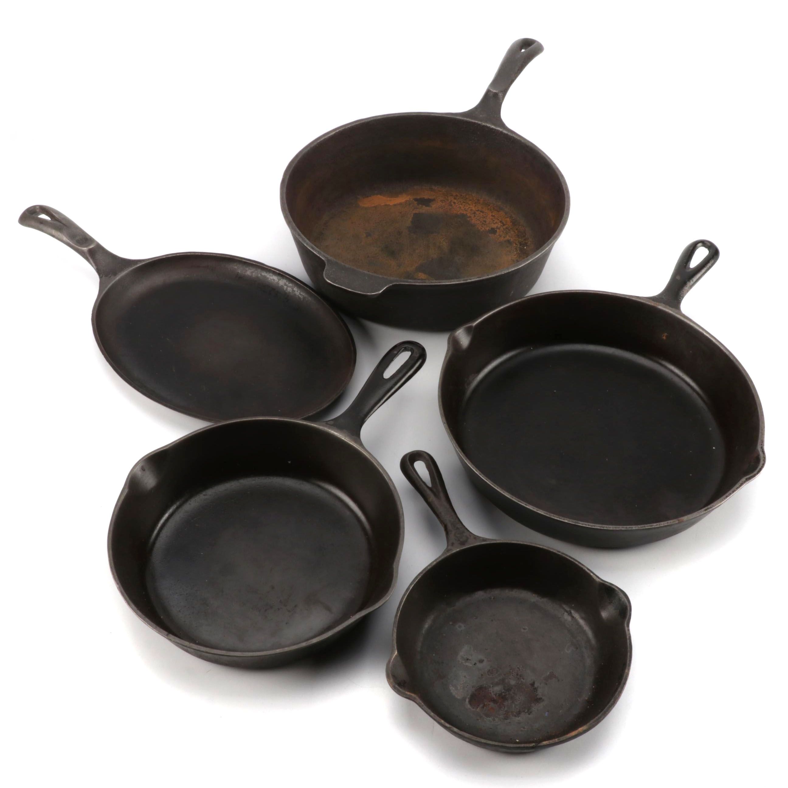 Wagner's 10 1/2 Inch Chicken Fryer with Other Cast Iron Skillets and Pans