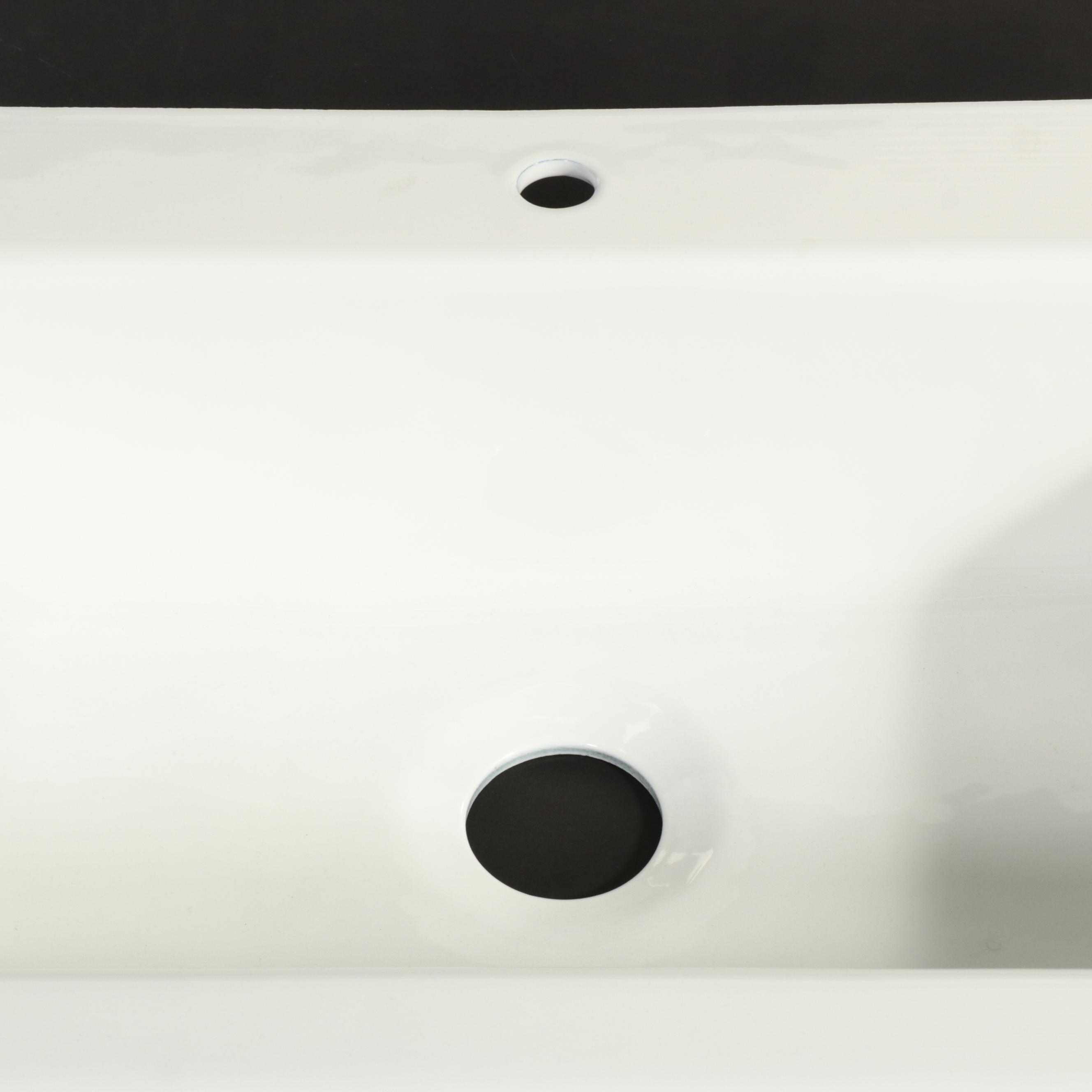 White Enameled Cast Iron Farmhouse Kitchen Sink
